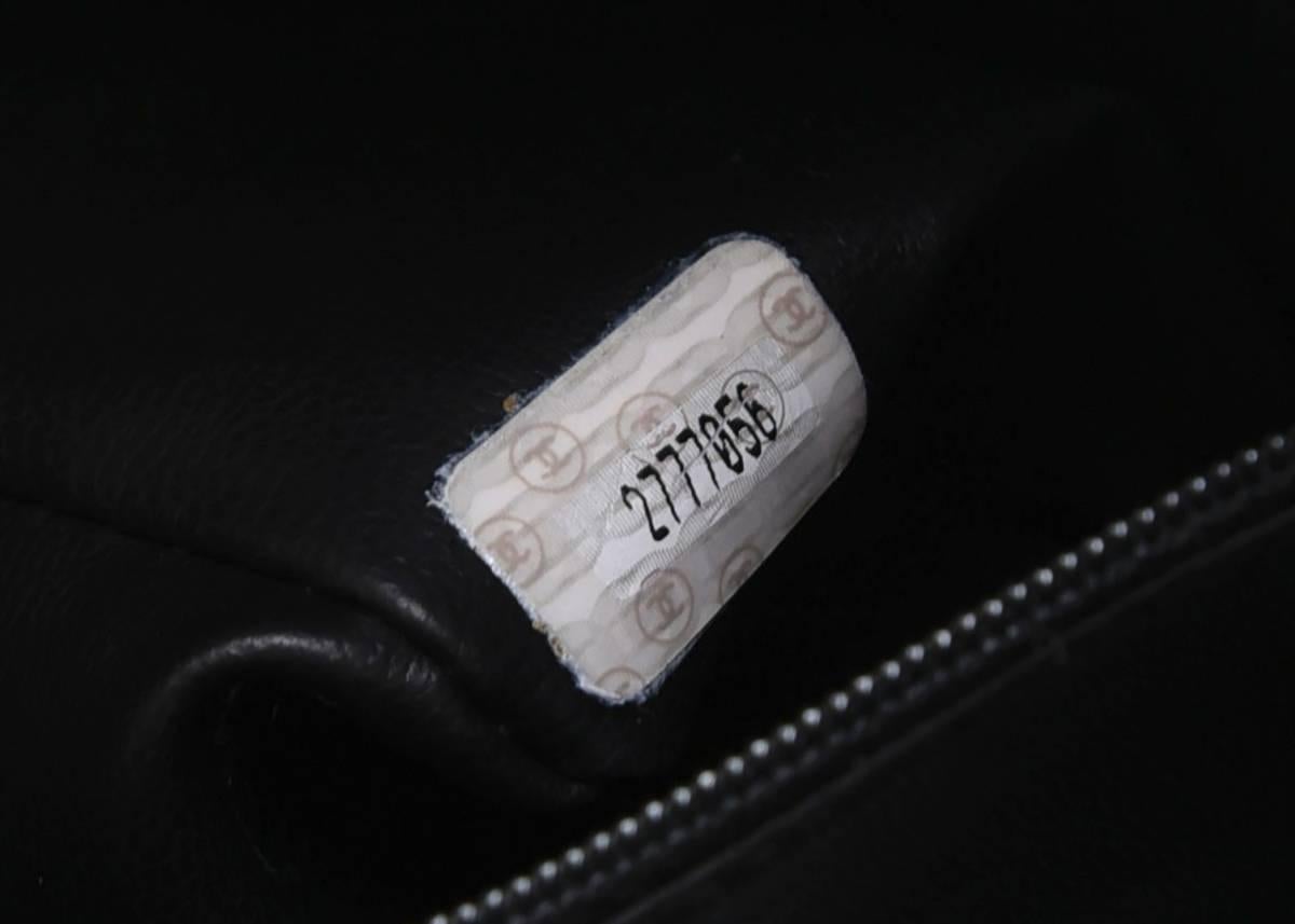 1990s Chanel Black Caviar Leather Drawstring Bucket Bag 4