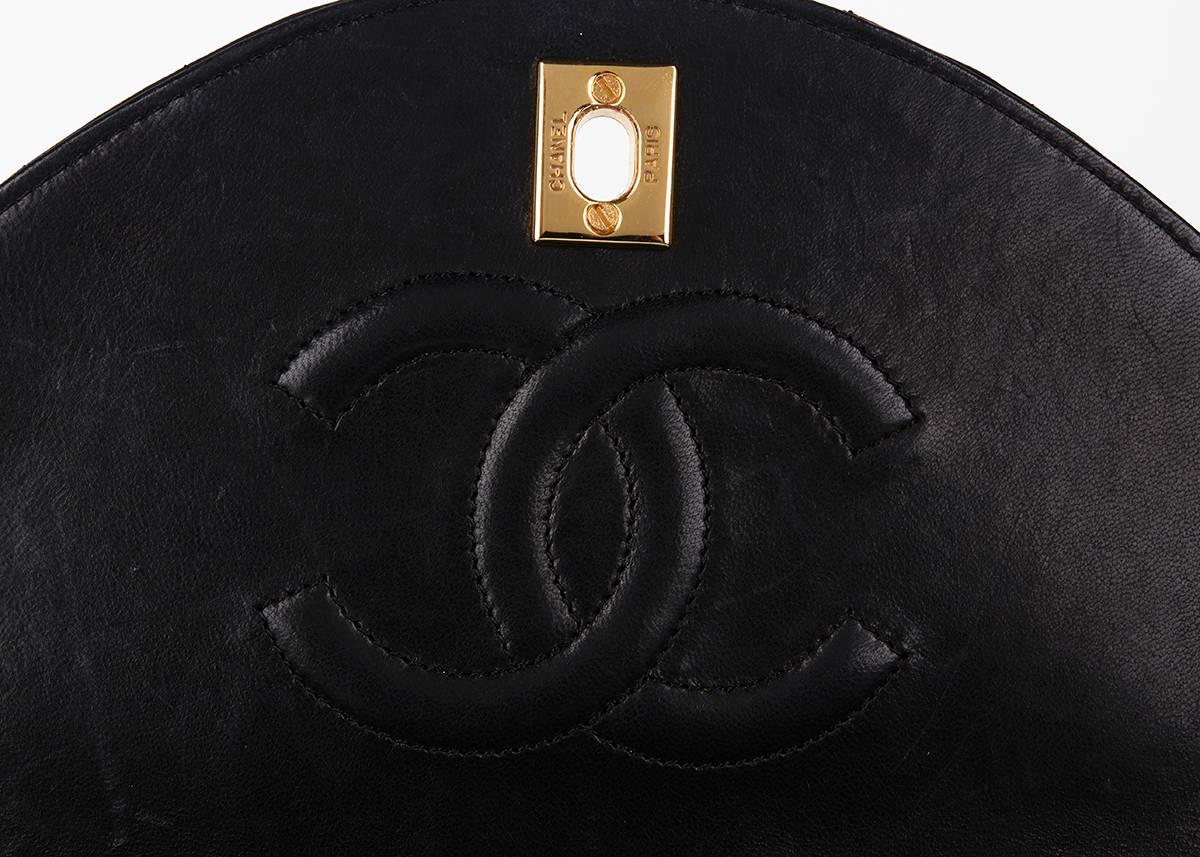 1990s Chanel Black Quilted Lambskin Vintage Single Flap Bag 3
