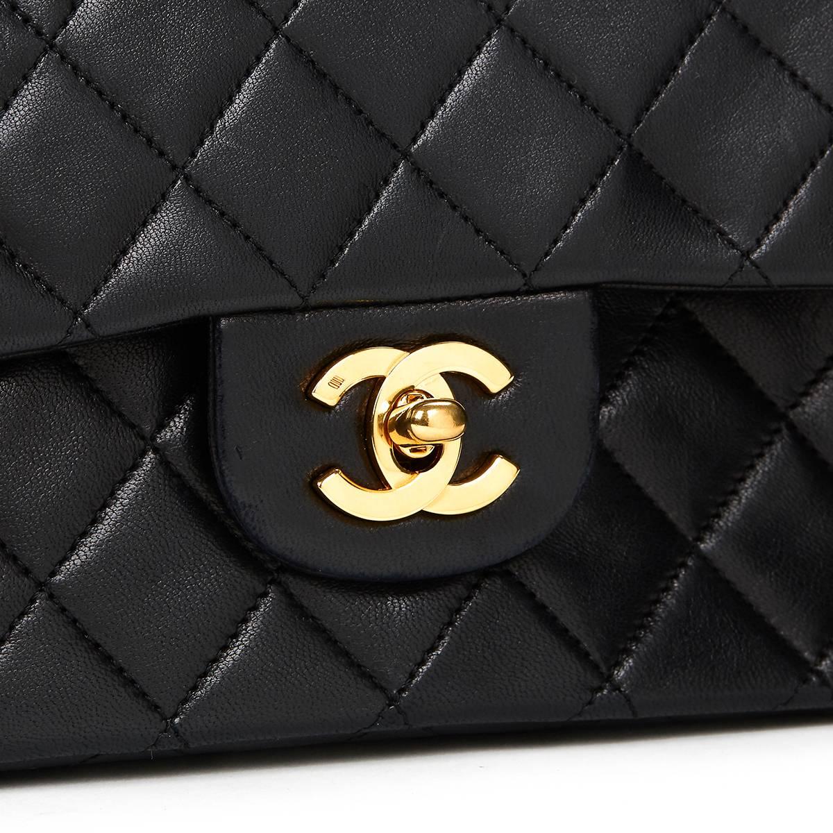 Chanel Black Quilted Lambskin Vintage Small Classic Double Flap Bag 1980s  4