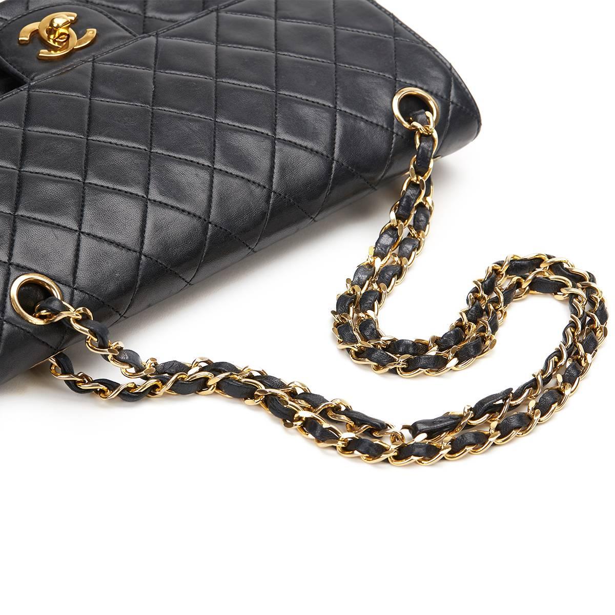 1980's Chanel Black Quilted Lambskin Vintage Medium Classic Double Flap Bag 2