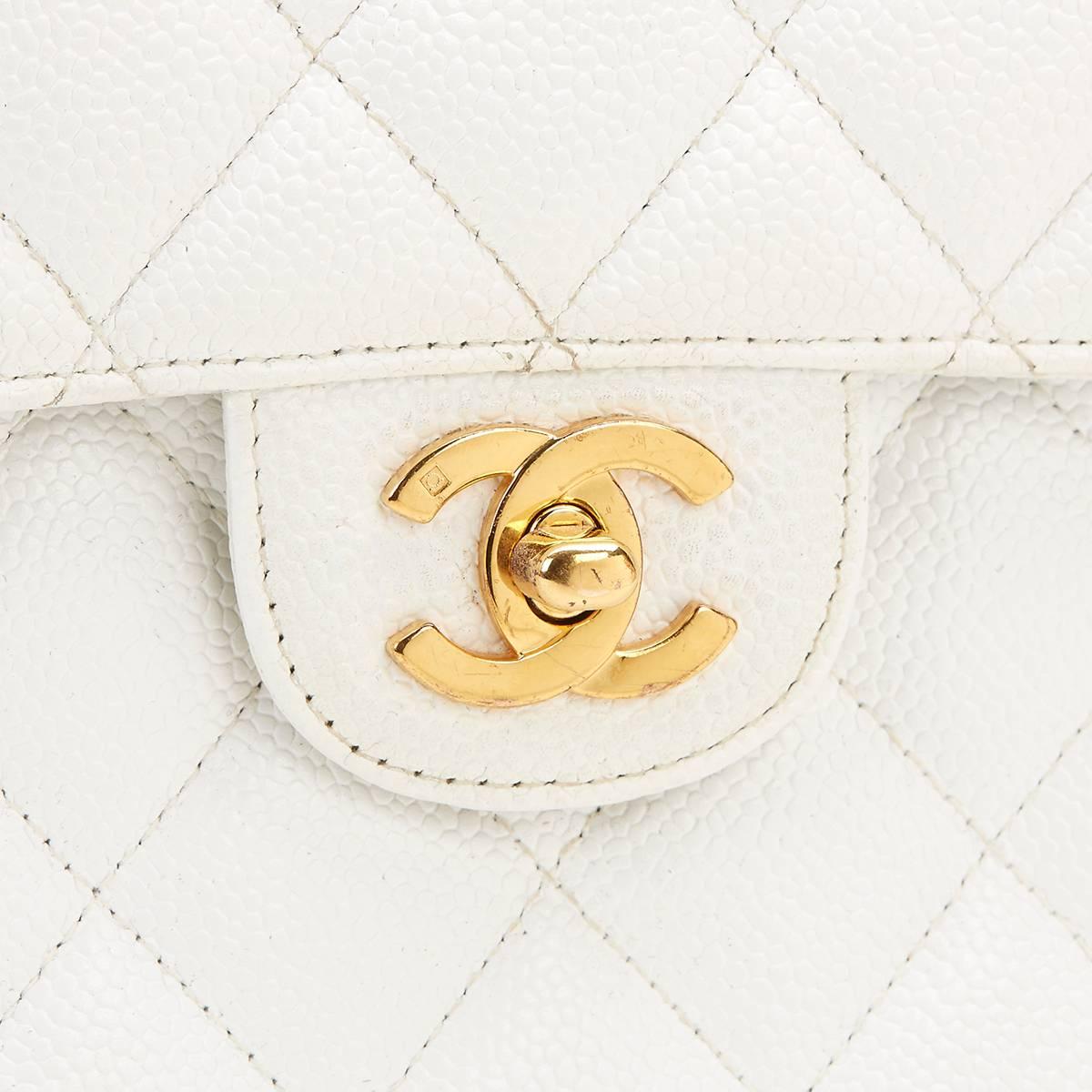 1990s Chanel White Quilted Caviar Leather Vintage Jumbo Flap Bag 3