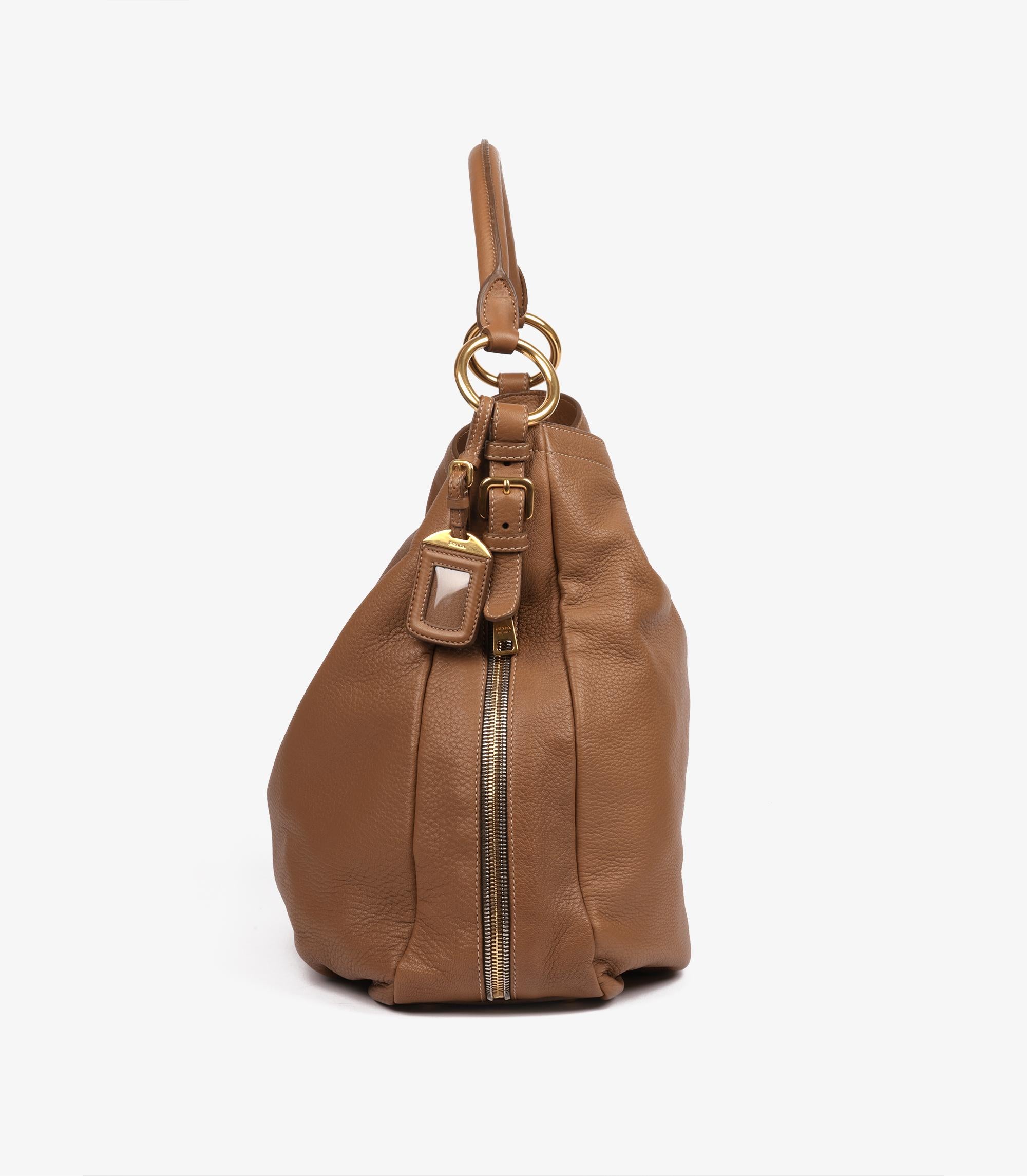 Hobo grande con doppia cerniera in pelle di cervo di Prada in vendita 1