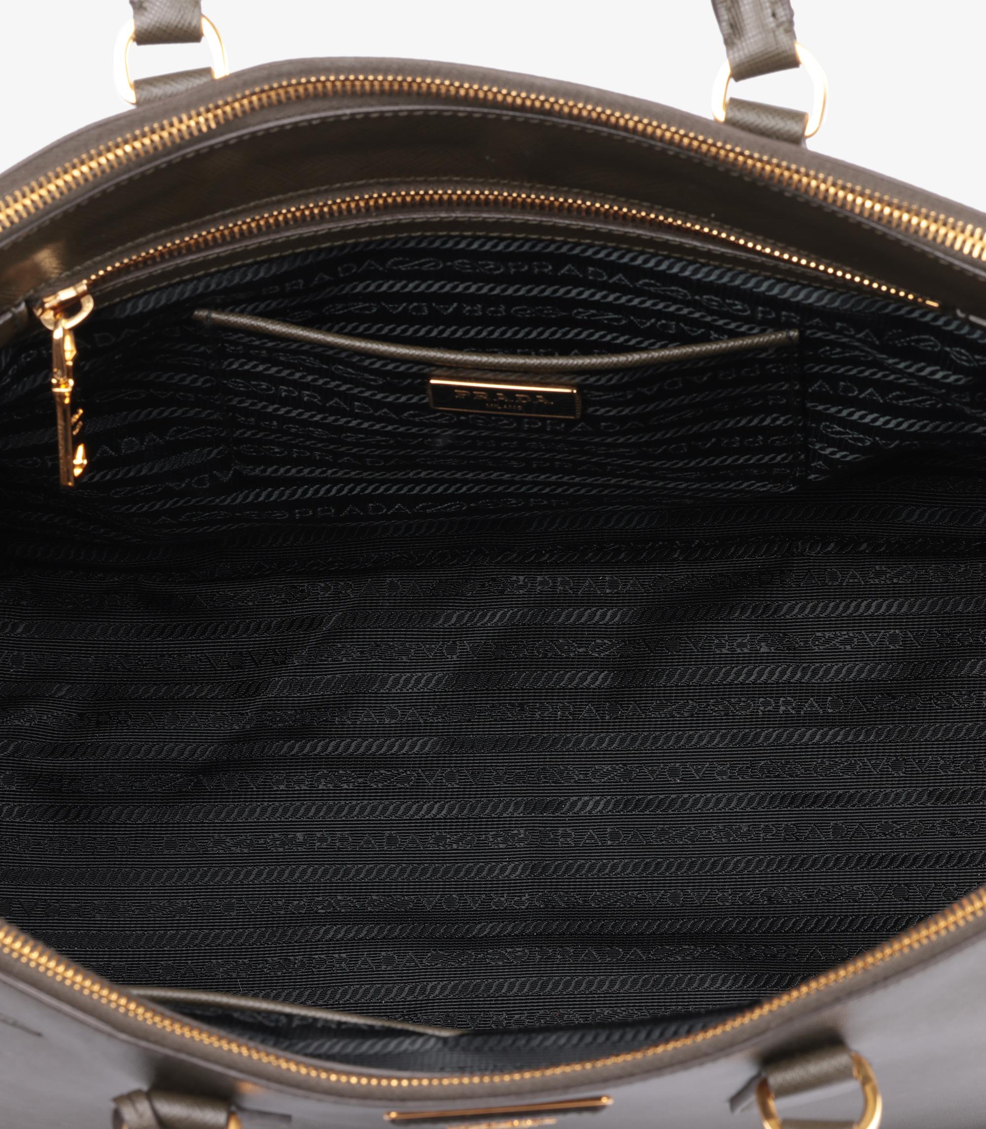 Prada Militare Saffiano Lux Leather Special Order Large Galleria Tote en vente 3