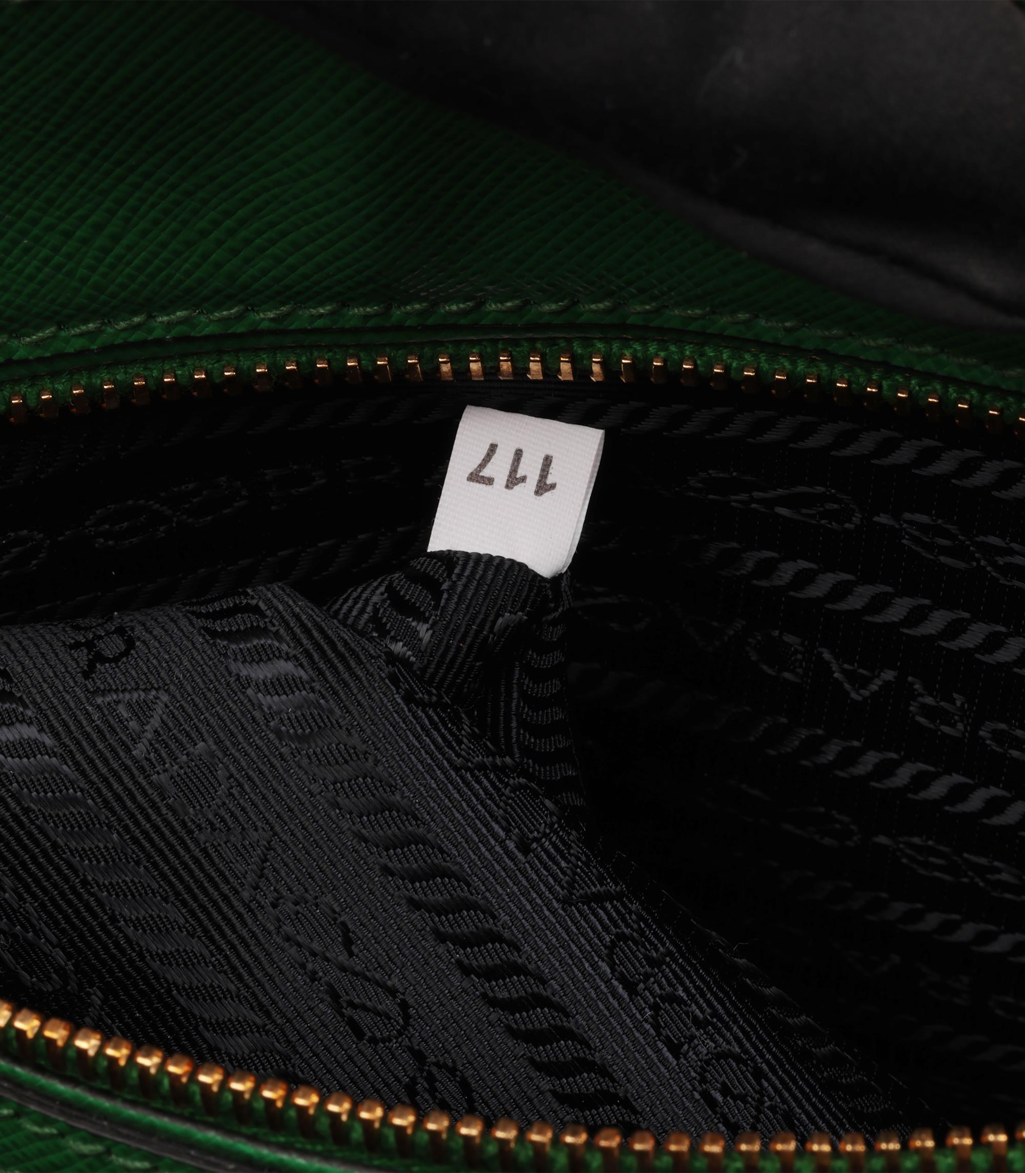Prada Verde Saffiano Lux Leather Large Galleria Tote en vente 5
