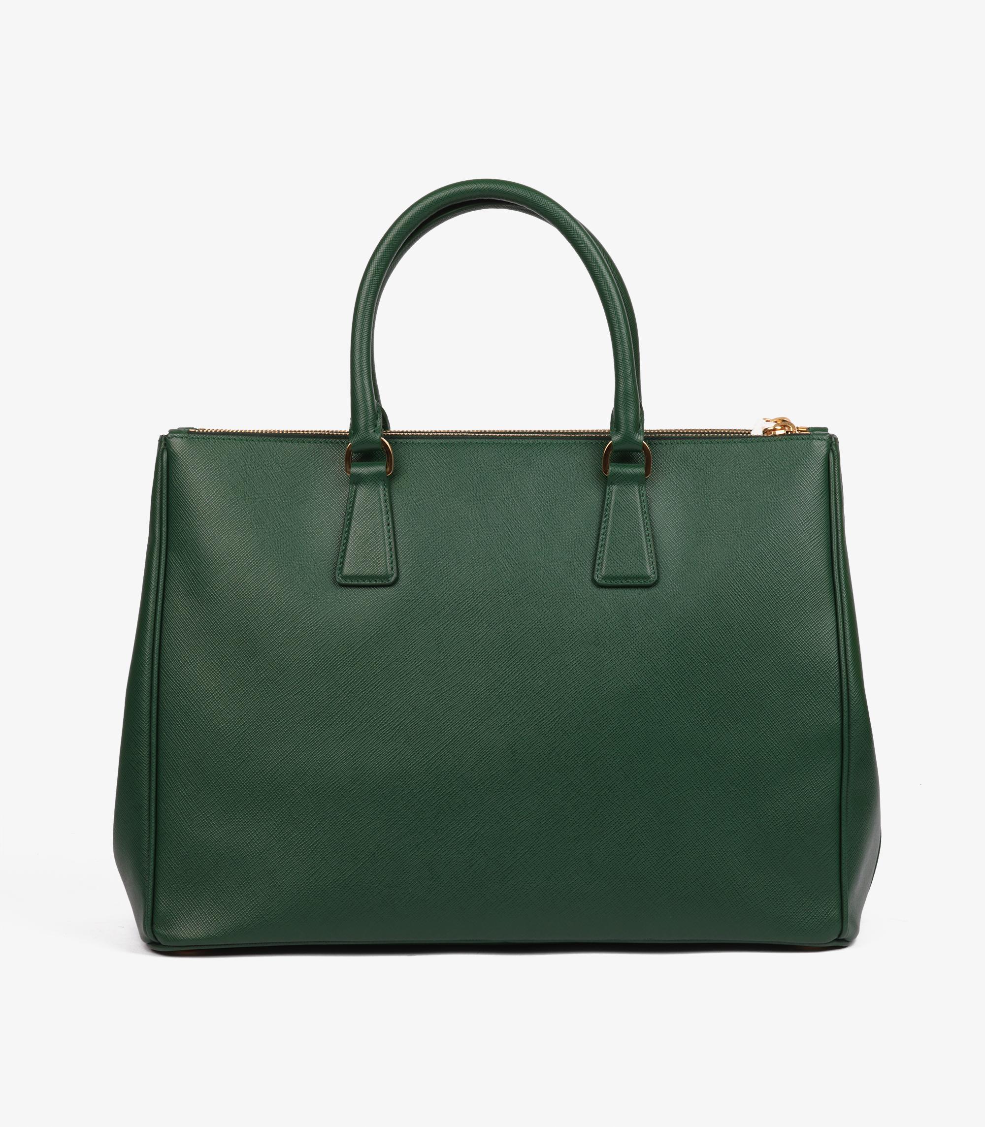 Prada Fourre-tout Galleria en cuir Saffiano Lux, commande spéciale en vente 1