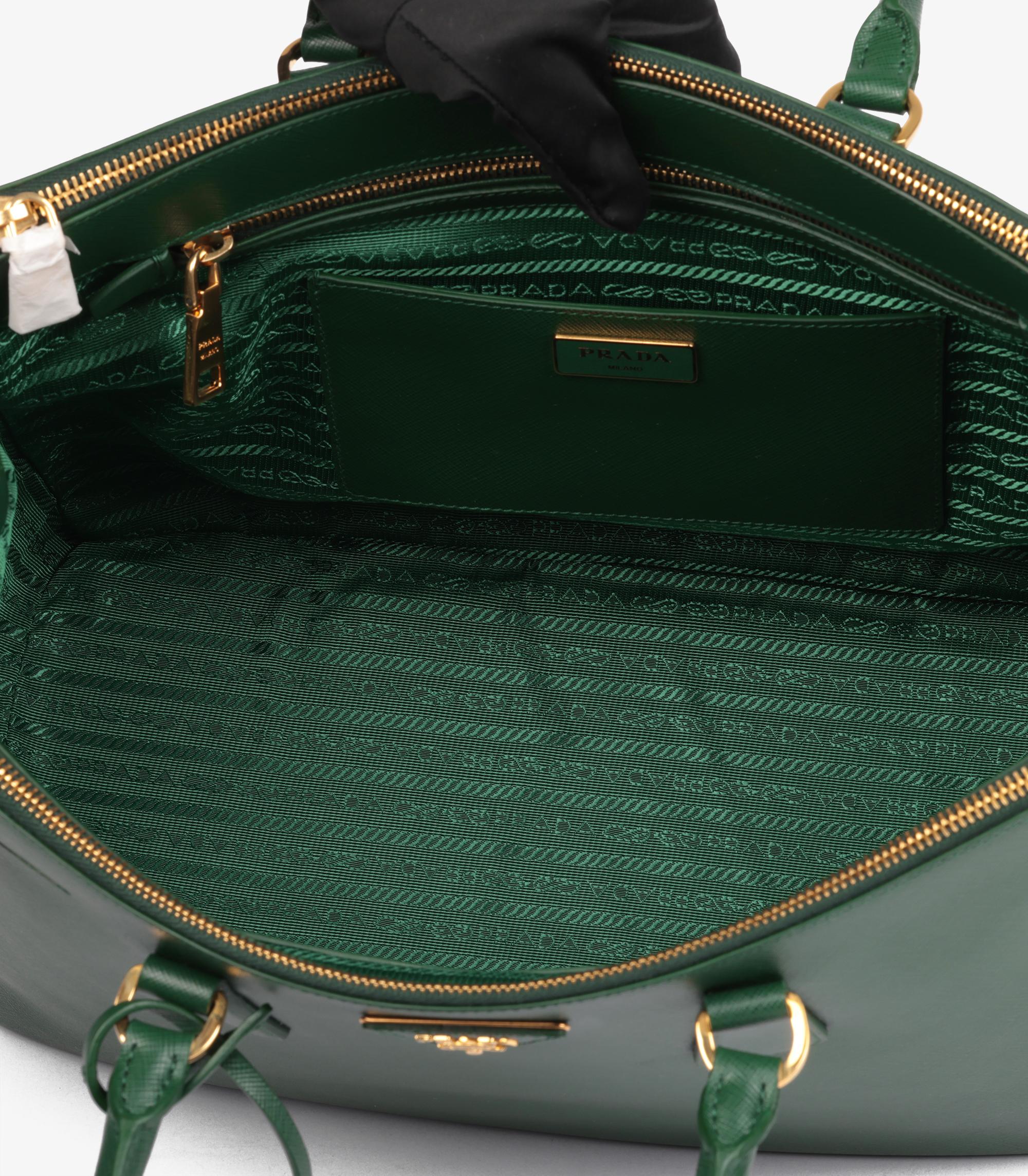 Prada Fourre-tout Galleria en cuir Saffiano Lux, commande spéciale en vente 3