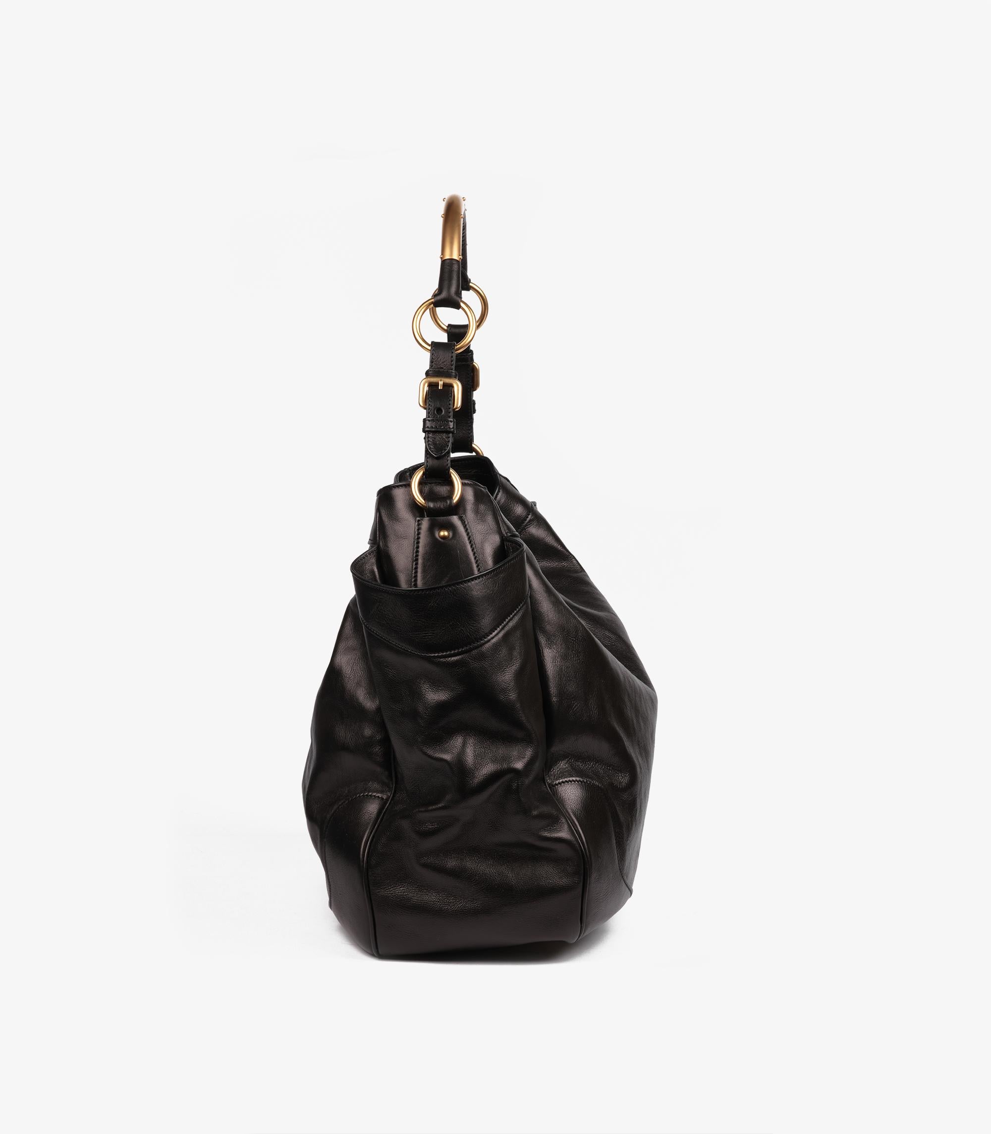 Borsa Hobo grande in pelle di vitello di Prada, nero Vitello Daino in vendita 1