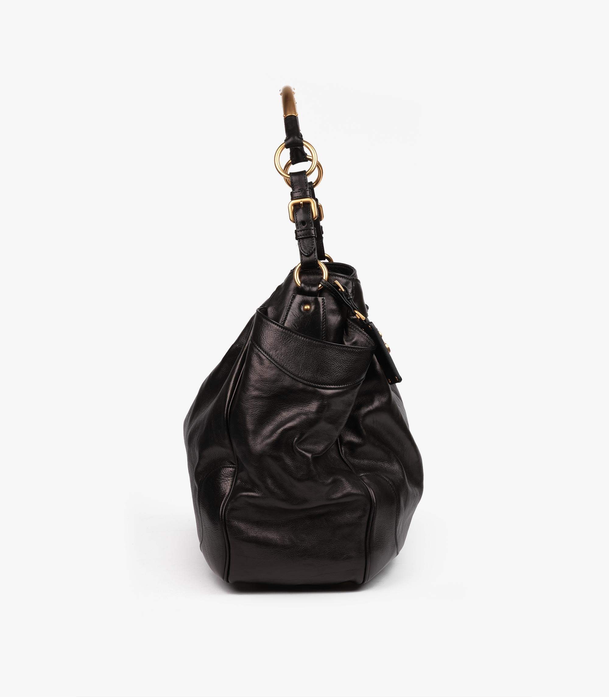 Borsa Hobo grande in pelle di vitello di Prada, nero Vitello Daino In condizioni ottime in vendita a Bishop's Stortford, Hertfordshire