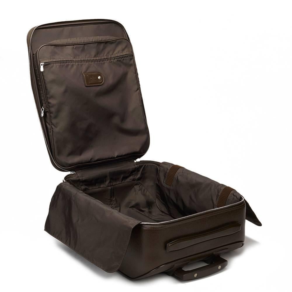 2005 Louis Vuitton Brown Taiga Leather Pegase 45 Rolling Case 2