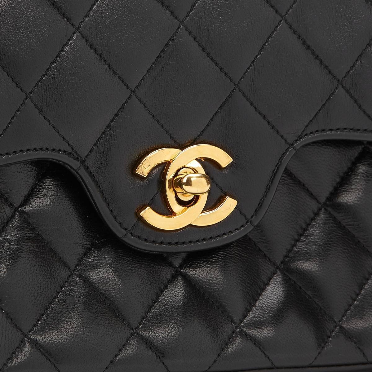 1980s Chanel Black Quilted Lambskin Vintage Medium Classic Double Flap Bag 4