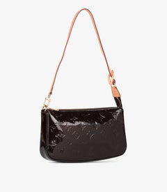 Pochette Louis Vuitton Amarante Vernis Monogram pour accessoires NM