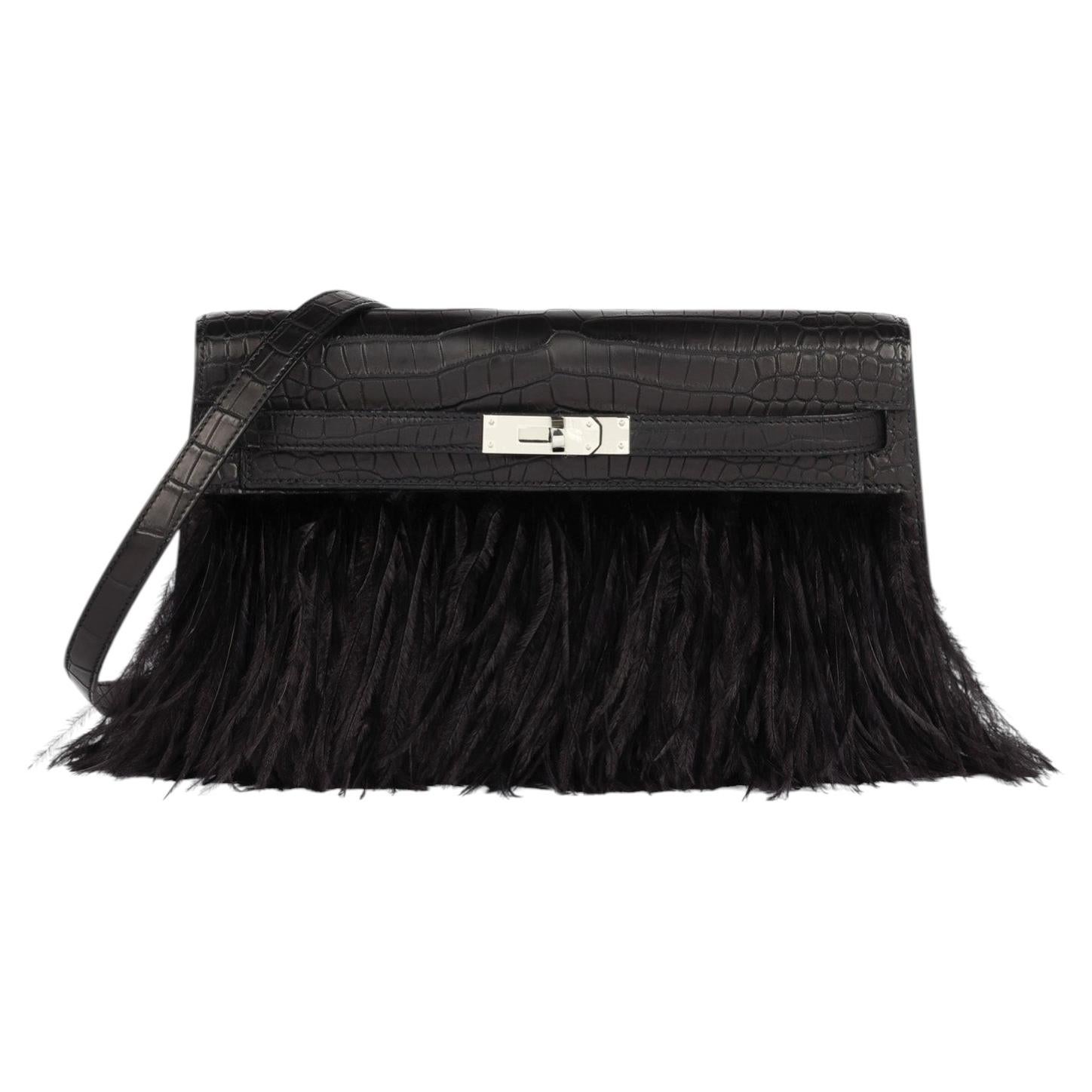 Which bag color is most versatile?