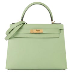 Hermès 2021 Vert Criquet Epsom Leather Kelly 28cm Sellier - Unworn