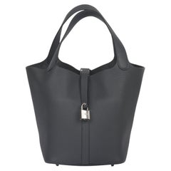 Hermès 2025 Gris Misty Clemence Leather Picotin Lock 22