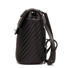 2016 Chanel Schwarz Chevron gesteppte Kalbsleder kleine Urban Spirit Rucksack