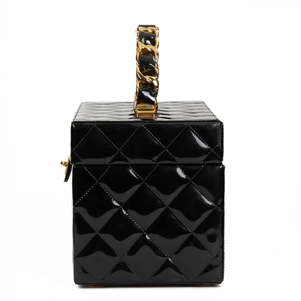 1990s Chanel Black Patent Leather Vintage Timeless Vanity Handbag Case In Excellent Condition In Bishop's Stortford, Hertfordshire