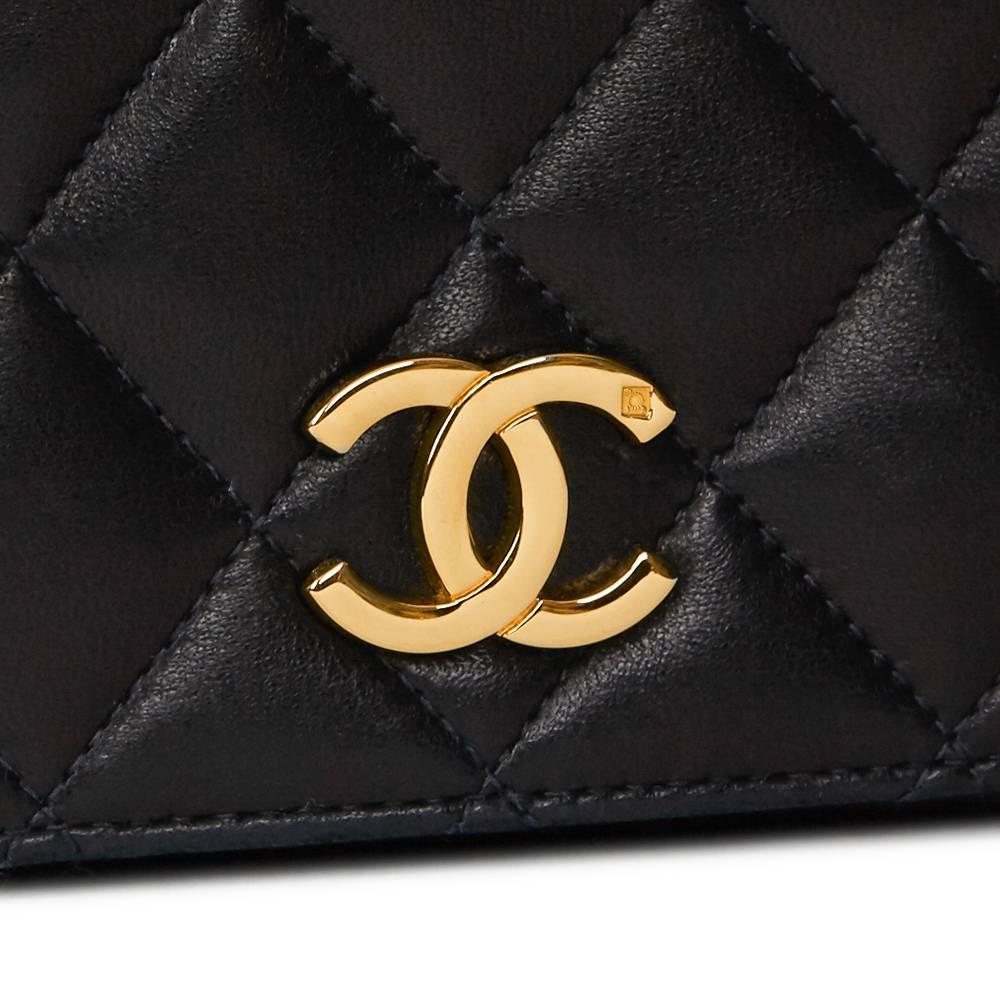 1990s Chanel Black Quilted Lambskin Vintage Classic Single Flap Bag 4