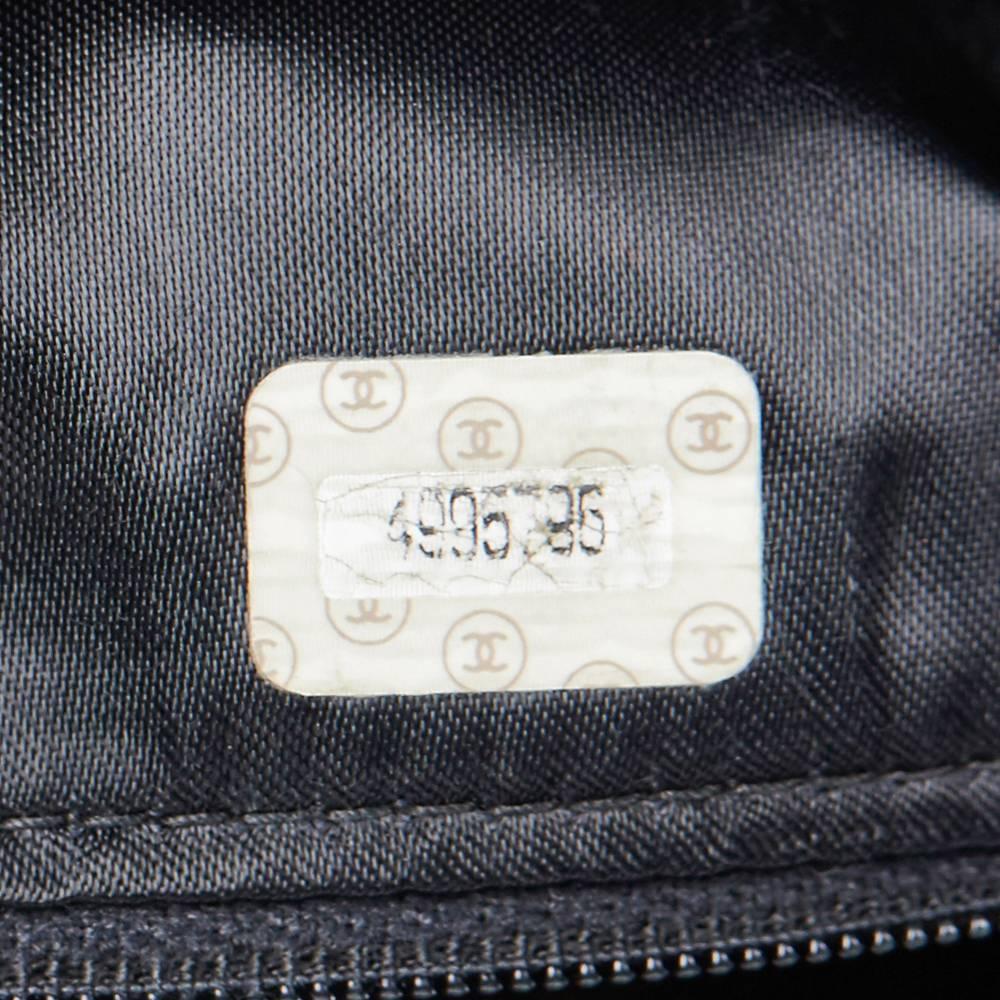 1990s Chanel Black Quilted Lambskin Vintage Camera Bag 5