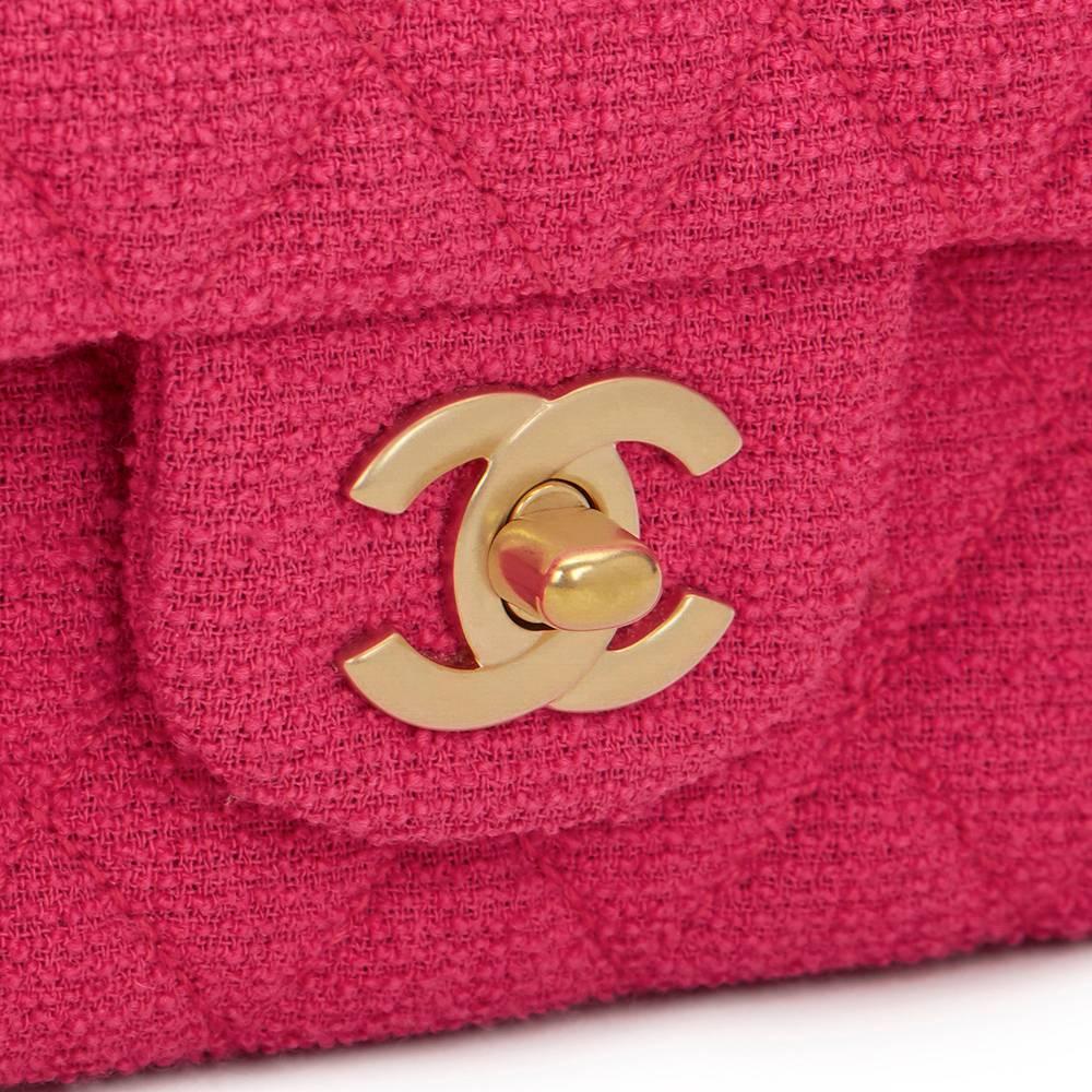 2009 Chanel Fuchsia Quilted Bouclé Fabric Medium Classic Double Flap Bag 4