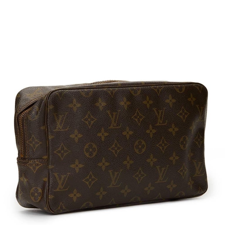 1983 Louis Vuitton &#39;Get This Money&#39; Xupes X Year Zero London Toiletry Pouch at 1stdibs