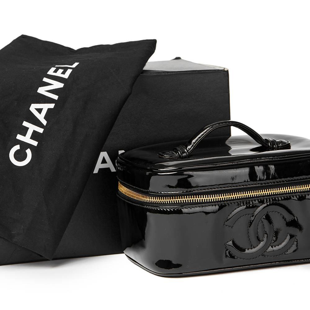 1996 Chanel Black Patent Leather Vintage Vanity Case 5