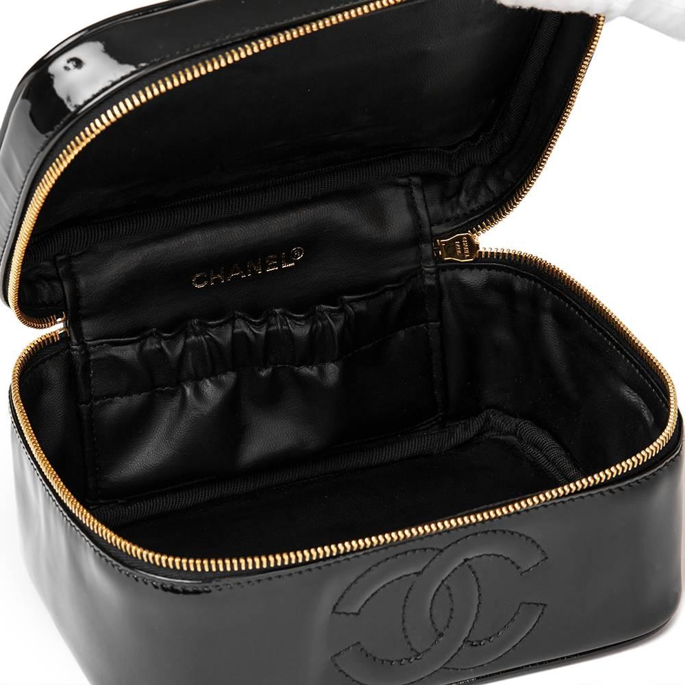 1996 Chanel Black Patent Leather Vintage Vanity Case 4