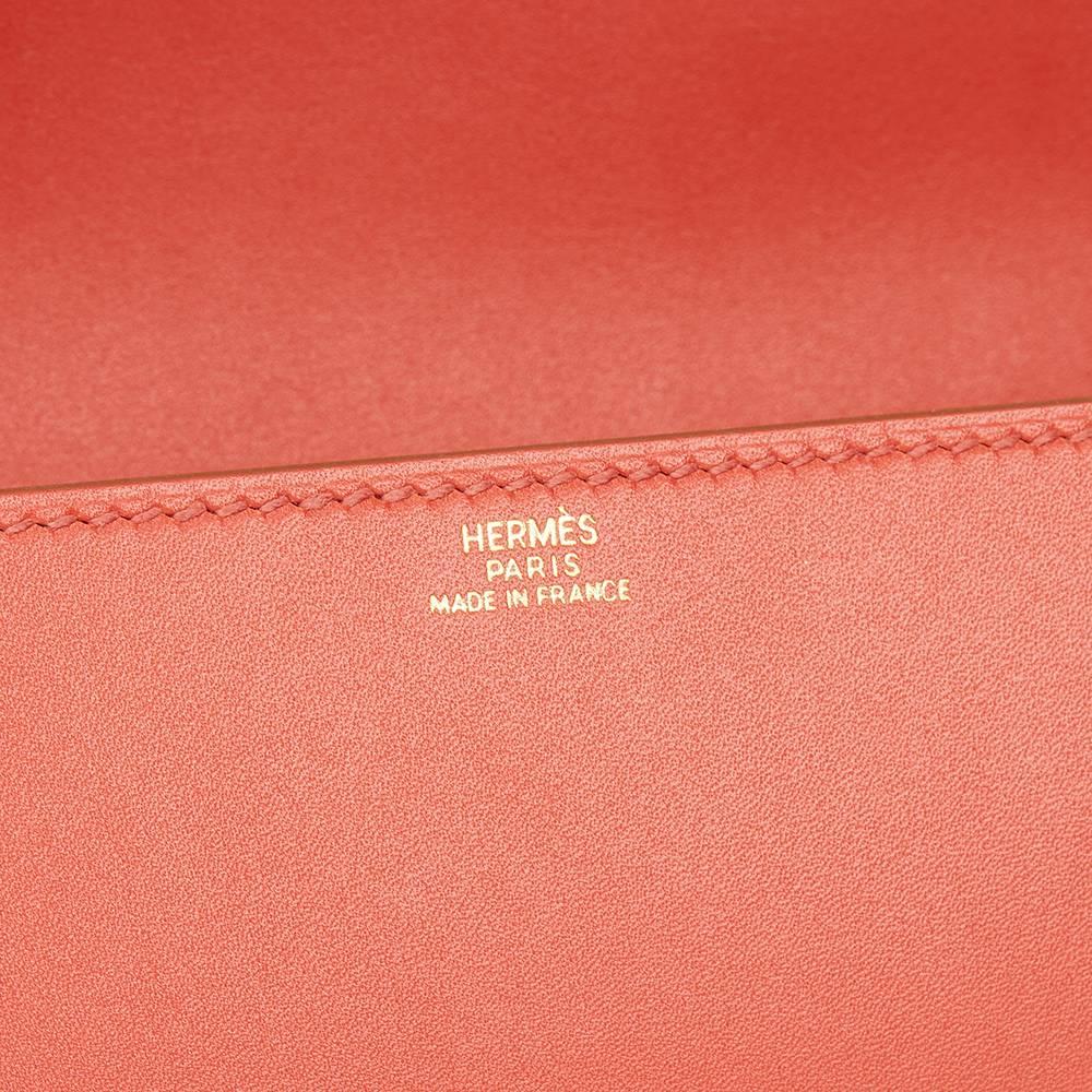 Hermes Sanguine Tadelakt Leather Medor 23 Clutch In Excellent Condition In Bishop's Stortford, Hertfordshire