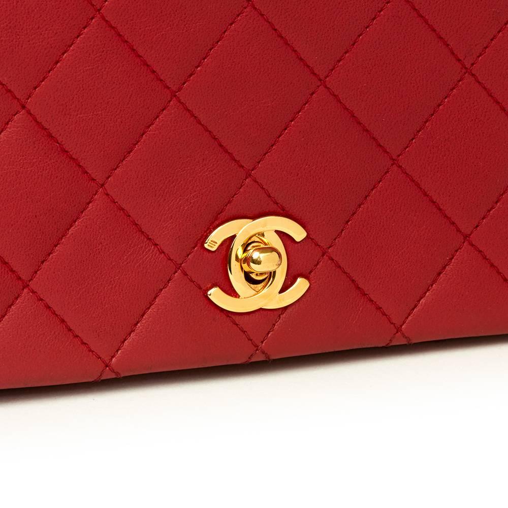 1990 Chanel Red Quilted Lambskin Vintage Mini Flap Bag  In Good Condition In Bishop's Stortford, Hertfordshire