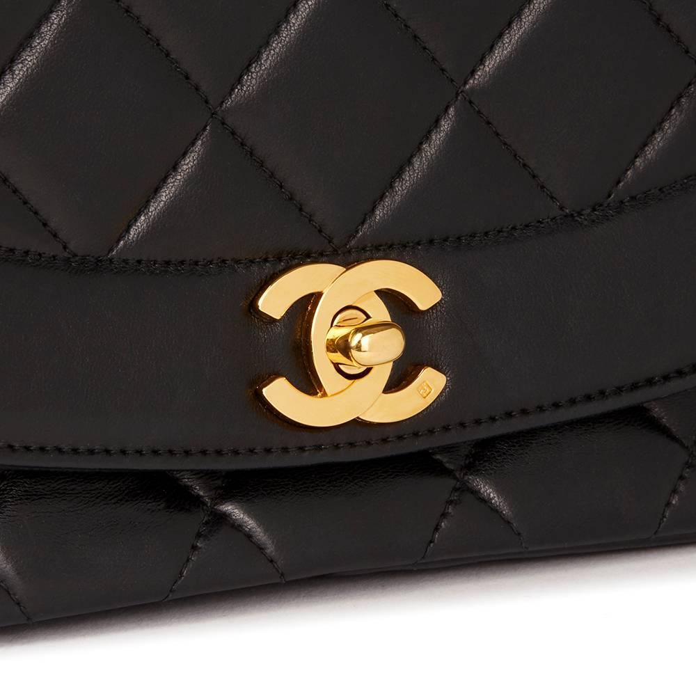 1990s Chanel Black Quilted Lambskin Vintage Medium Diana Classic Single Flap Bag 2