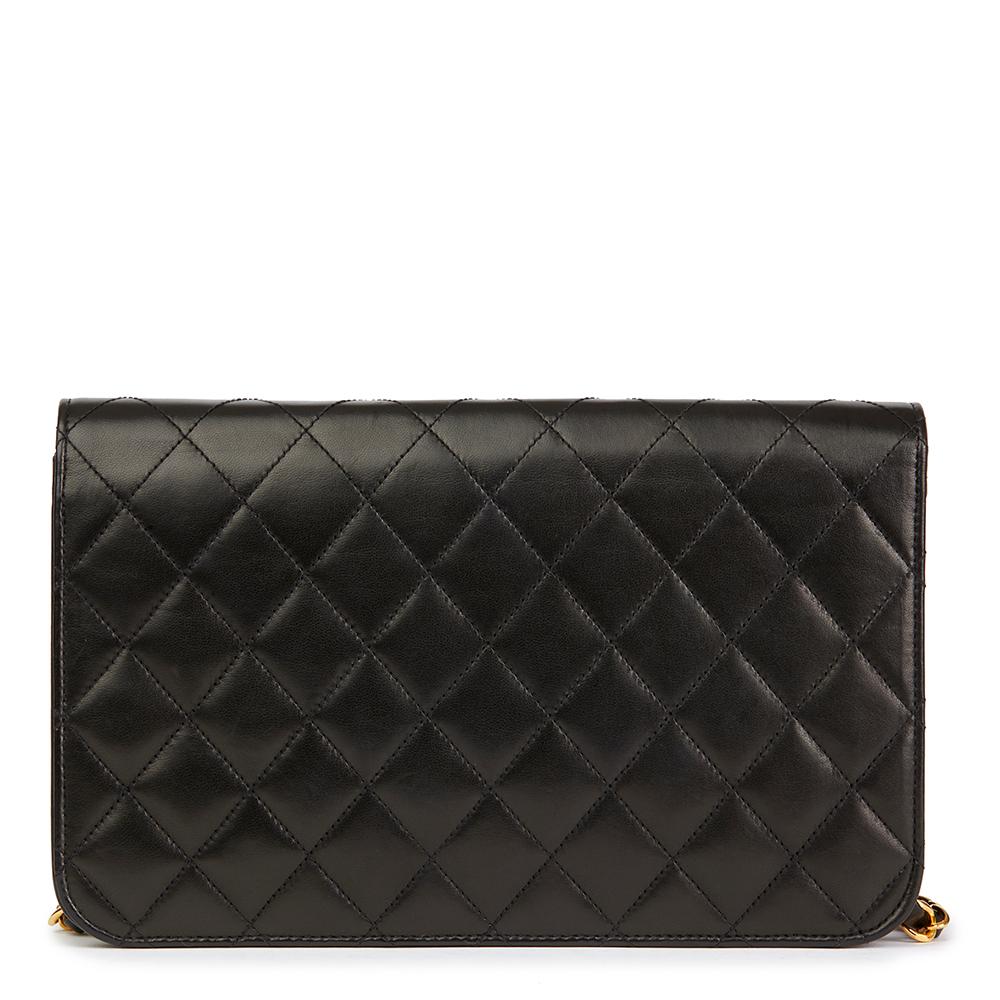 Women's or Men's 1990s Chanel Black Quilted Lambskin Vintage Small Classic Single Full Flap Bag