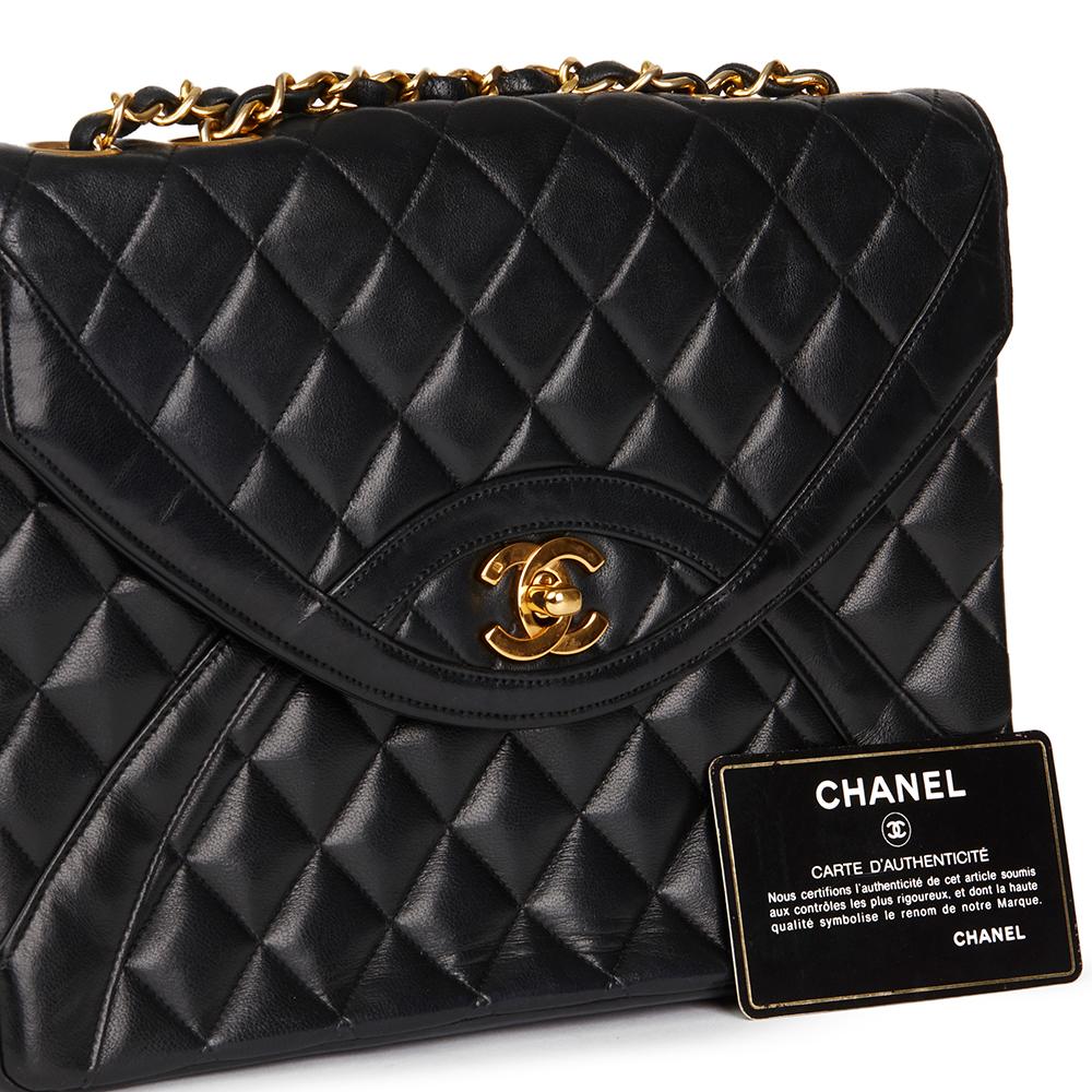 Circa 1990 Chanel Black Quilted Lambskin Vintage Classic Single Flap Bag 5