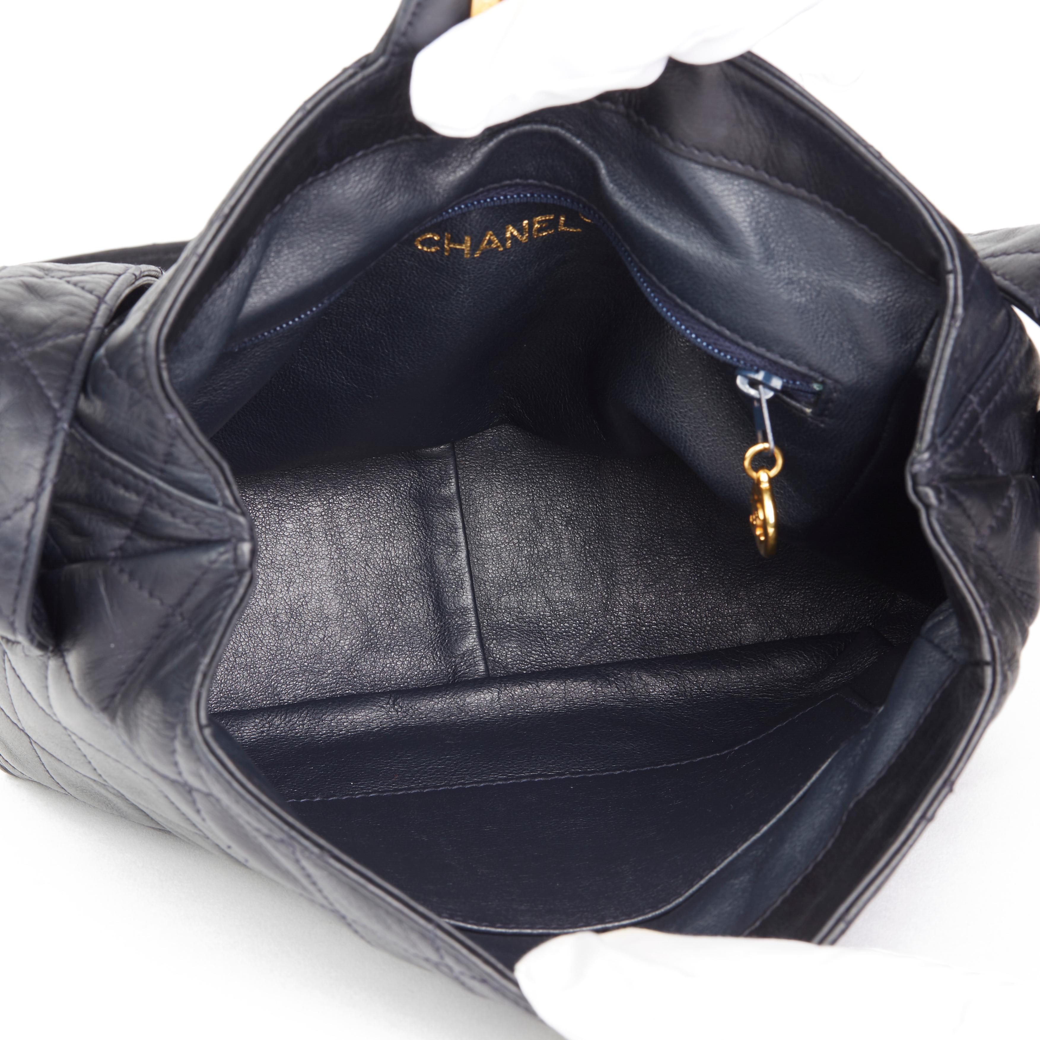 1992 Chanel Navy Quilted Lambskin Vintage Classic Single Flap Bag  3