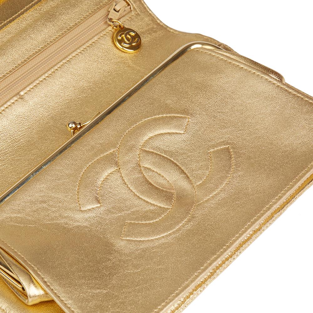 1991 Chanel Metallic Gold Wave Quilted Lizard Leather Vintage Timeless Clutch 1