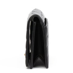 1992 Chanel Black Wave Quilted Lambskin Vintage Classic Clutch