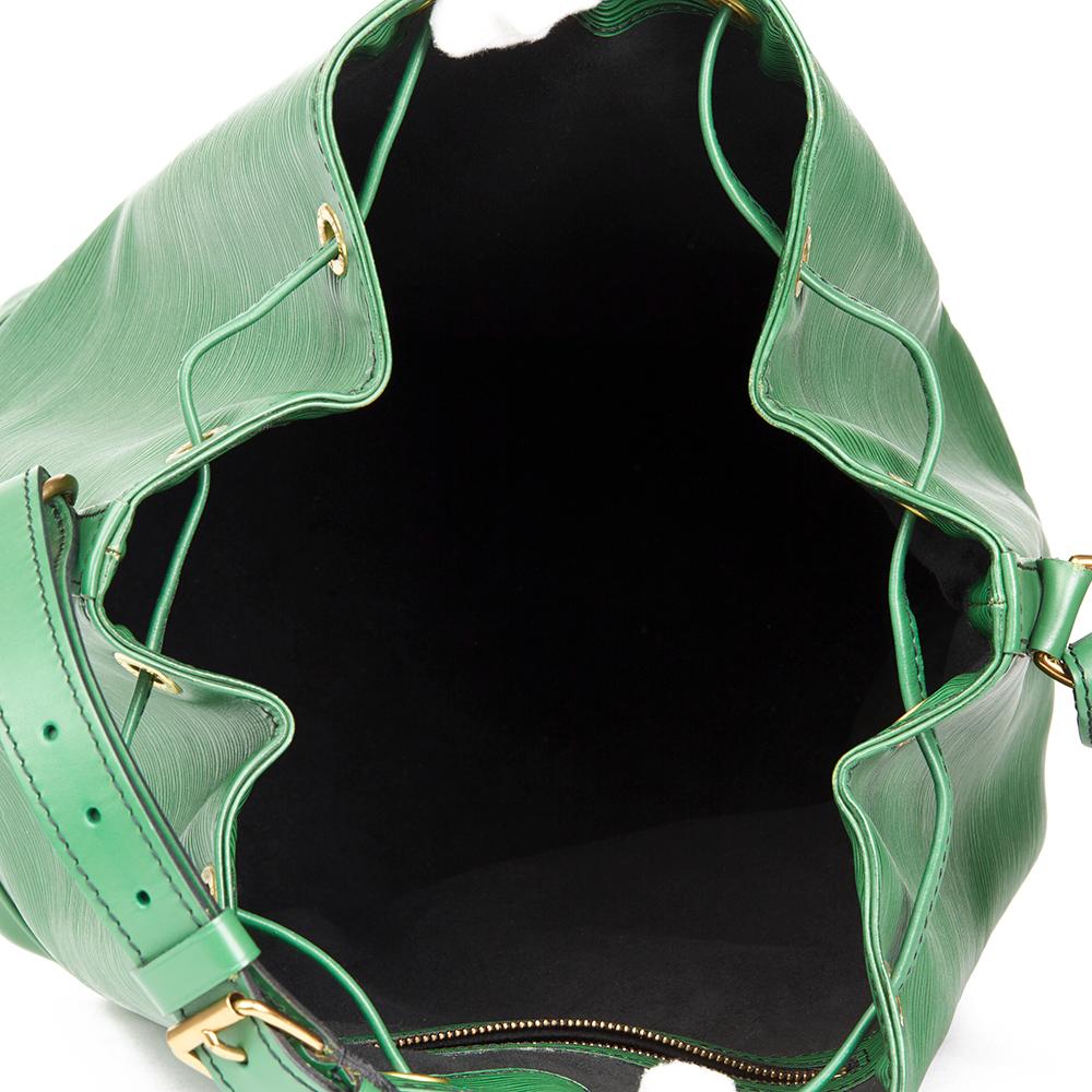 1990 Louis Vuitton Borneo Green Black Stitch Epi Leather Vintage Noé Bag 6
