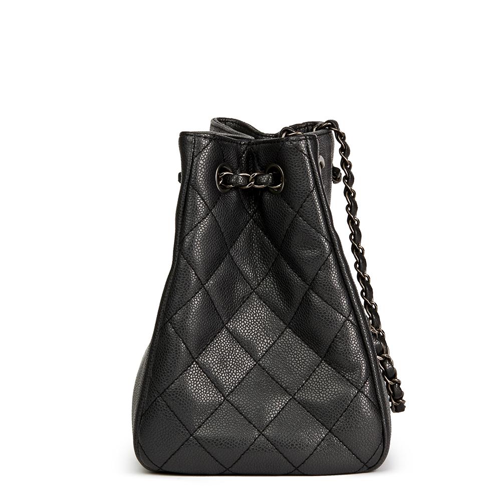 2016 Chanel Black Quilted Metallic Caviar Leather Woven Chain Shopping Bag In Excellent Condition In Bishop's Stortford, Hertfordshire