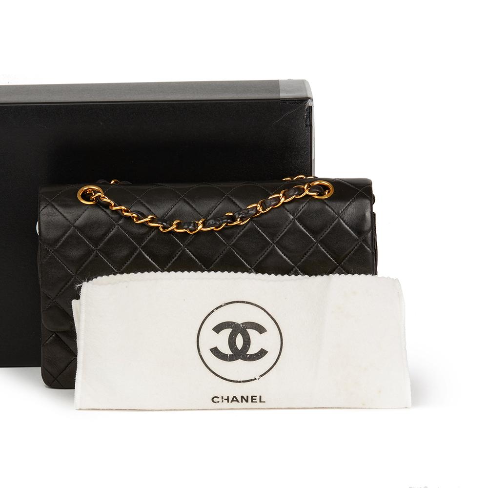 1992 Chanel Black Quilted Lambskin Vintage Medium Classic Double Flap Bag 7