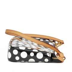 2012 Louis Vuitton Black Vernis Dots Infinity Yayoi Kusama Pochette Accessories