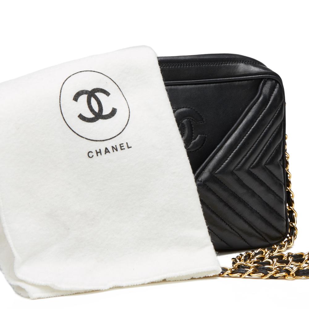 1987 Chanel Black Chevron Quilted Lambskin Vintage Timeless Fringe Camera Bag 7