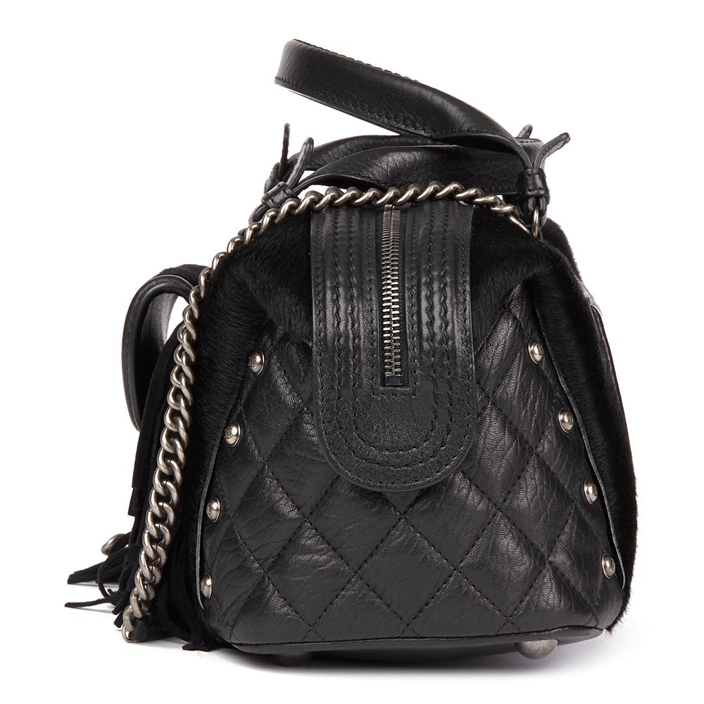 2014 Chanel Black Quilted Calfskin, Suede & Pony Fur Paris-Dallas Boston Bag In Excellent Condition In Bishop's Stortford, Hertfordshire