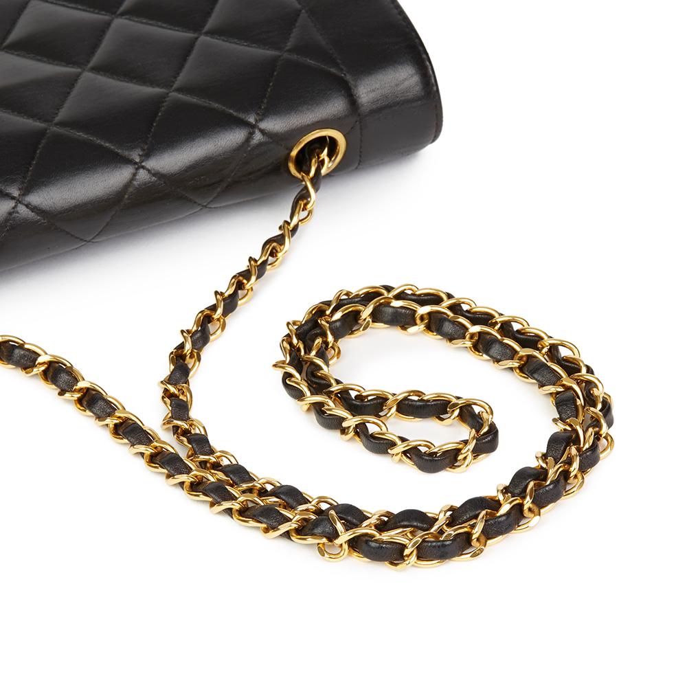 Chanel Black Quilted Lambskin Vintage Medium Diana Classic Single Flap Bag 3