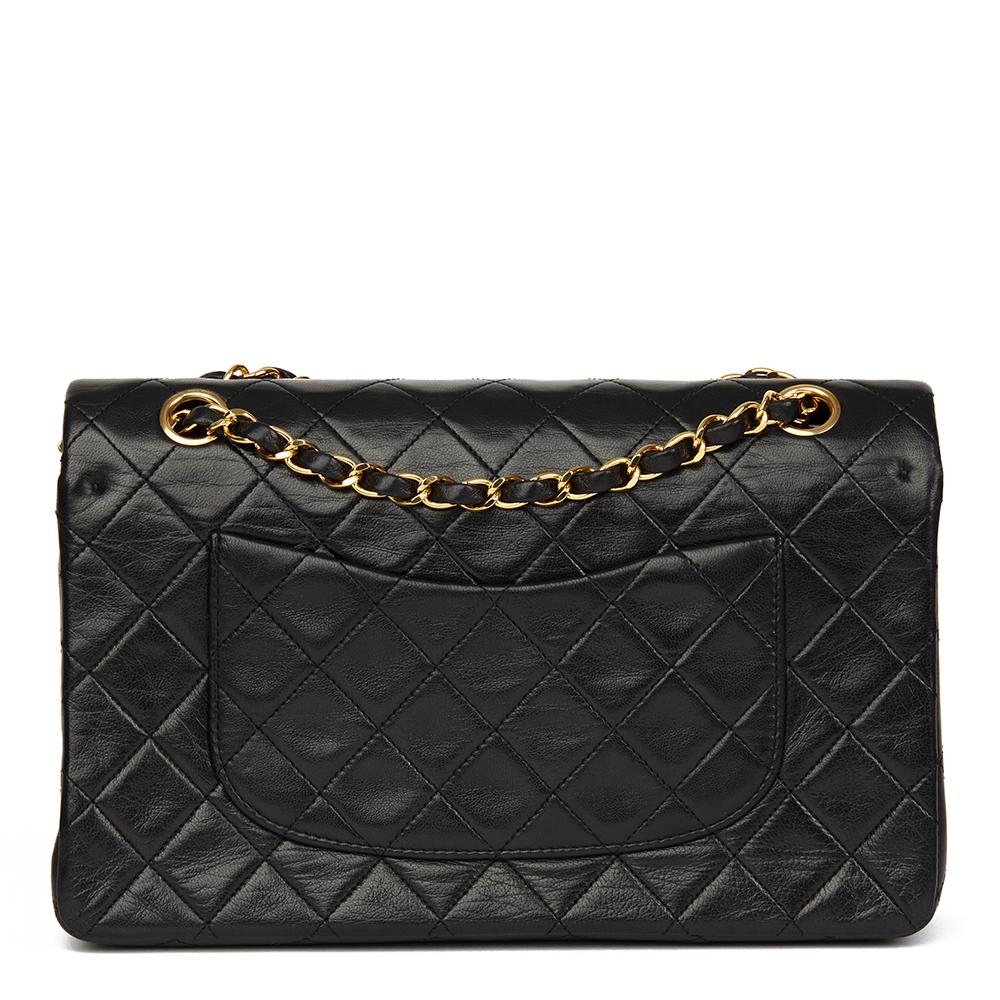Women's 1990 Chanel Black Quilted Lambskin Vintage Medium Classic Double Flap Bag