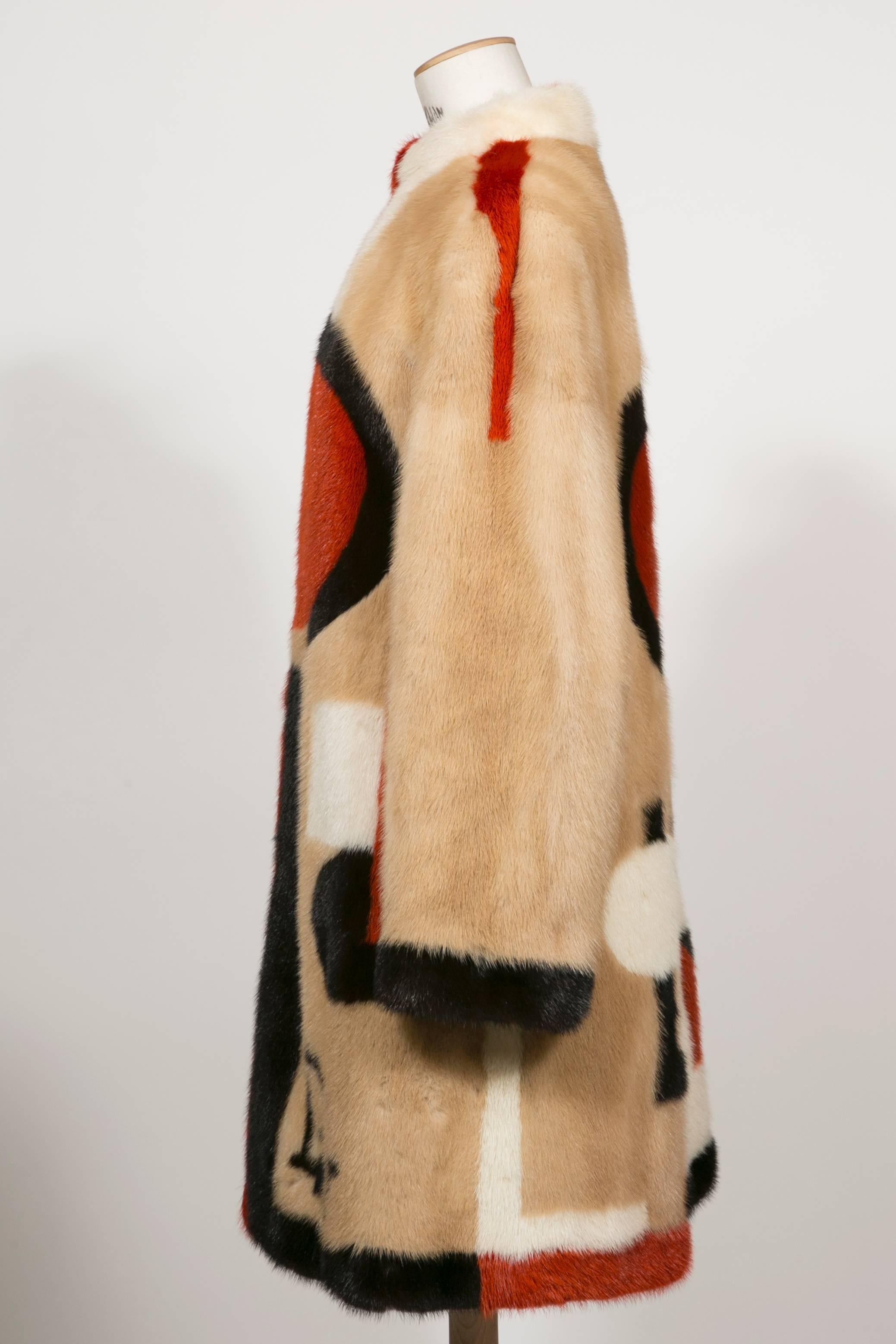 1985/90 Christian Dior Fabulous Suprematism Malevitch Mink Coat :
This mink coat was a special order at Christian Dior : inspired by a Malevitch  painting   . The colors are cream , beige ,écru, dark orange and black
The lining is 