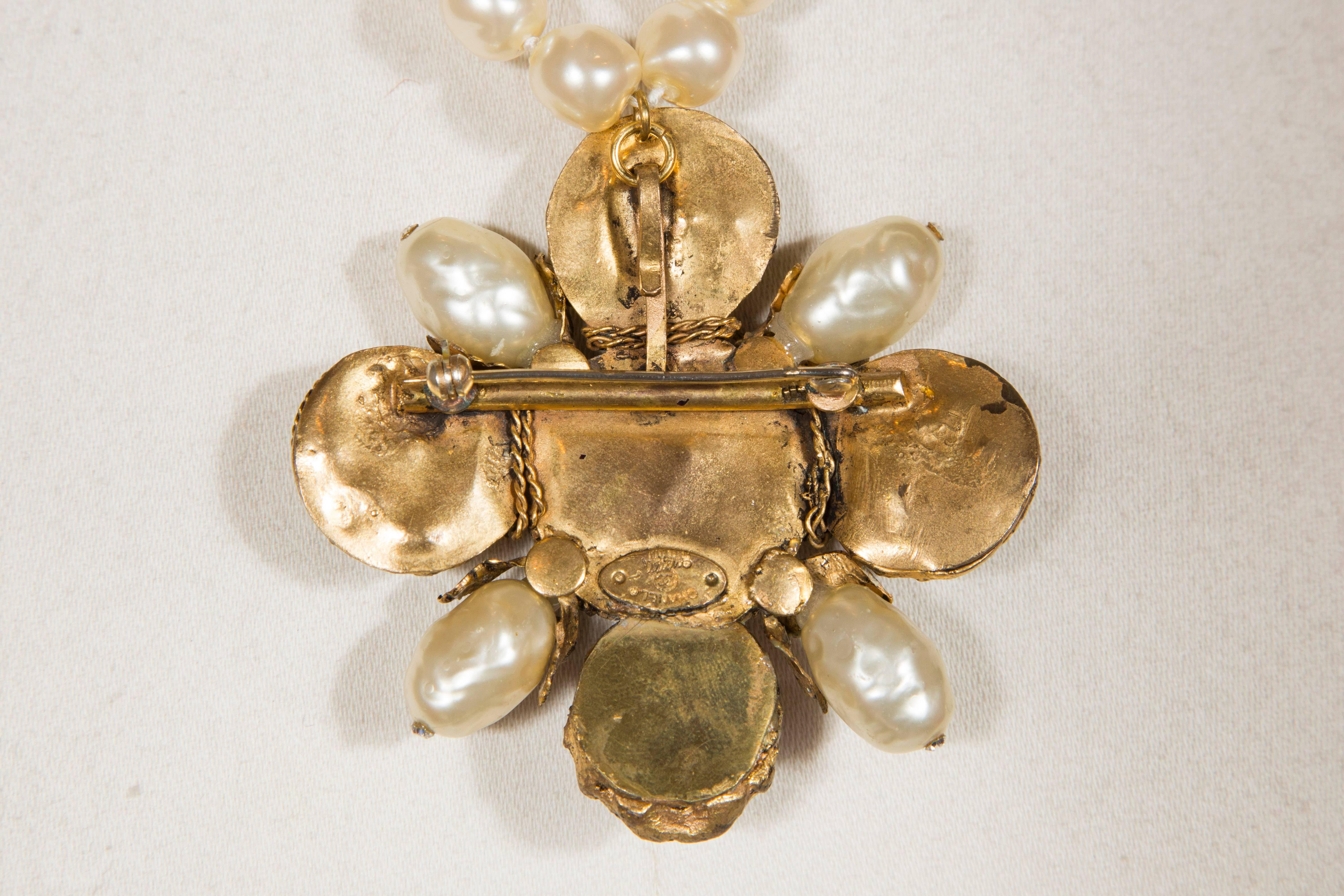 Chanel by Gripoix Rare Necklace Faux Pearls and Cross Pendant, 1984  For Sale 1