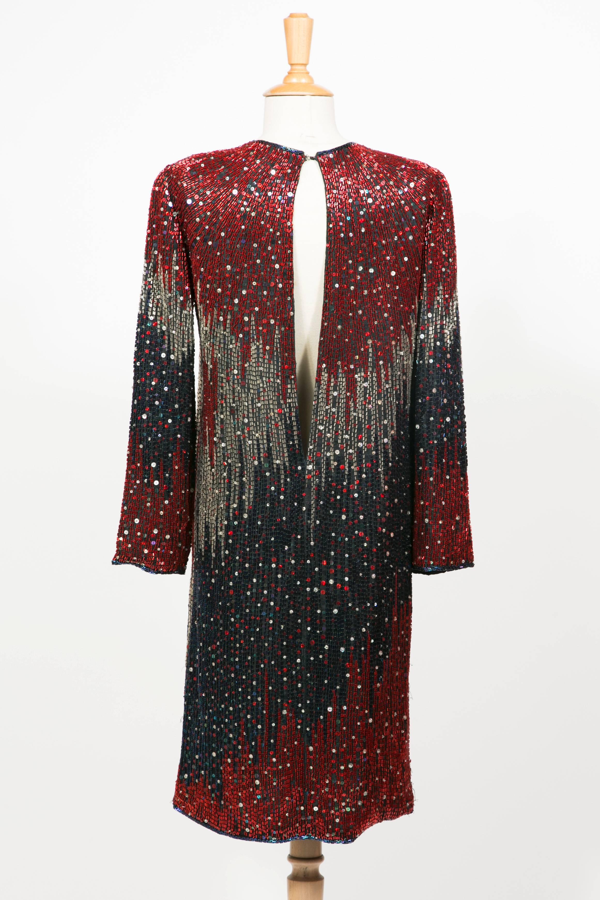 1985/90 Halston Cocktail Red Blu White Embroidered  In Excellent Condition For Sale In Paris, FR