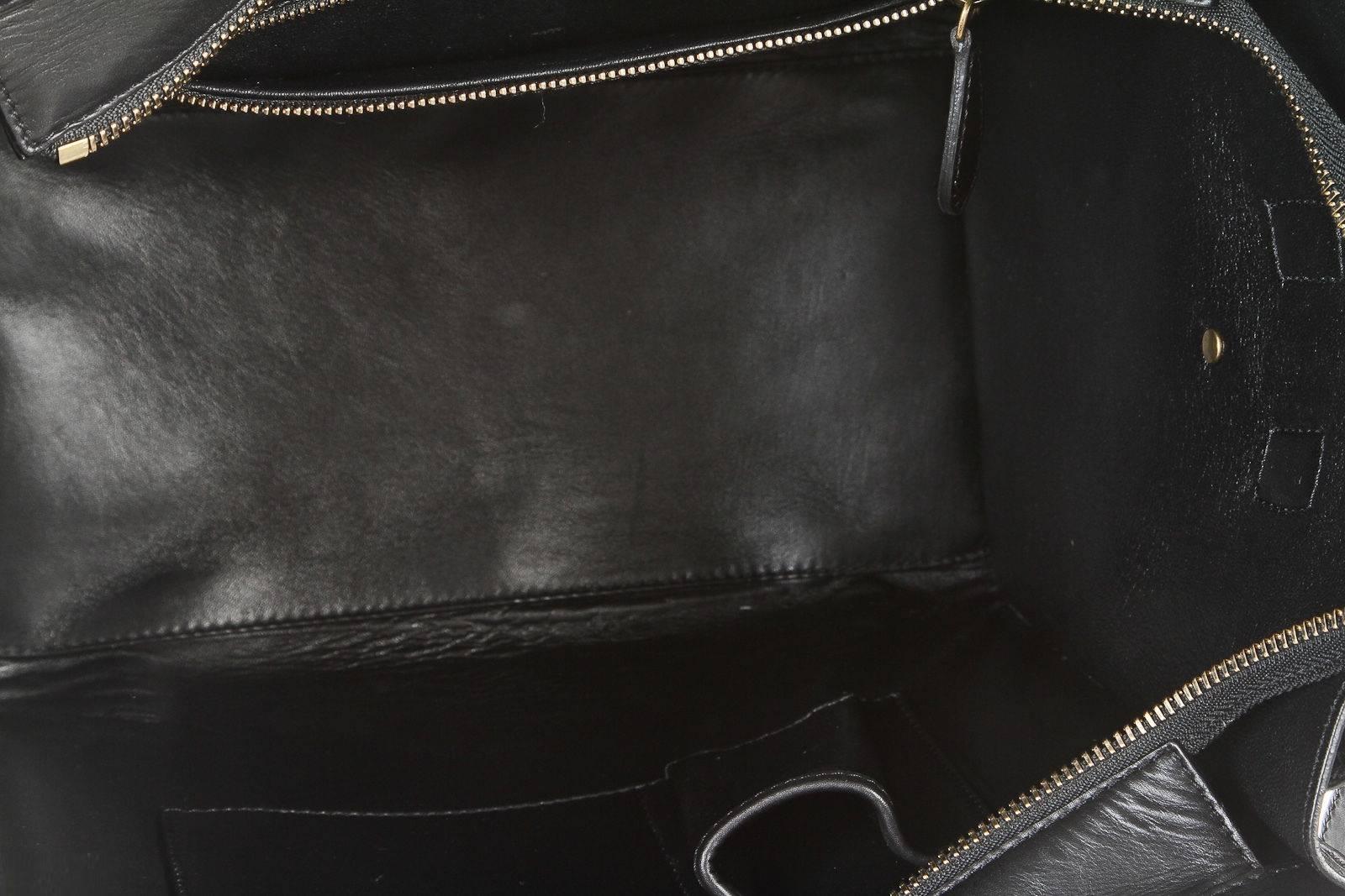 Celine Black Leather and White Crocodile Medium Luggage Tote Handbag For Sale 4