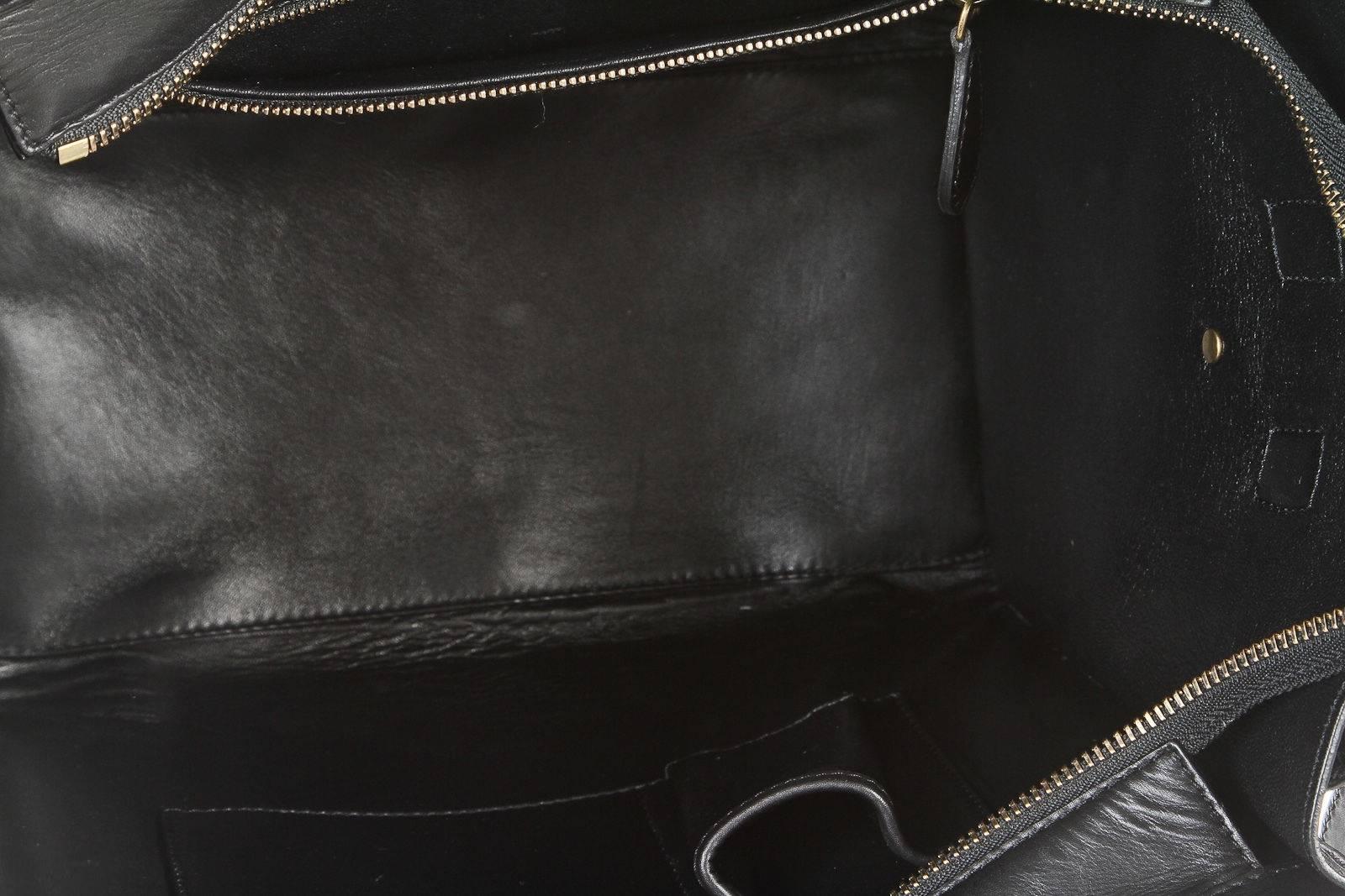 Celine Black Leather and White Crocodile Medium Luggage Tote Handbag For Sale 5