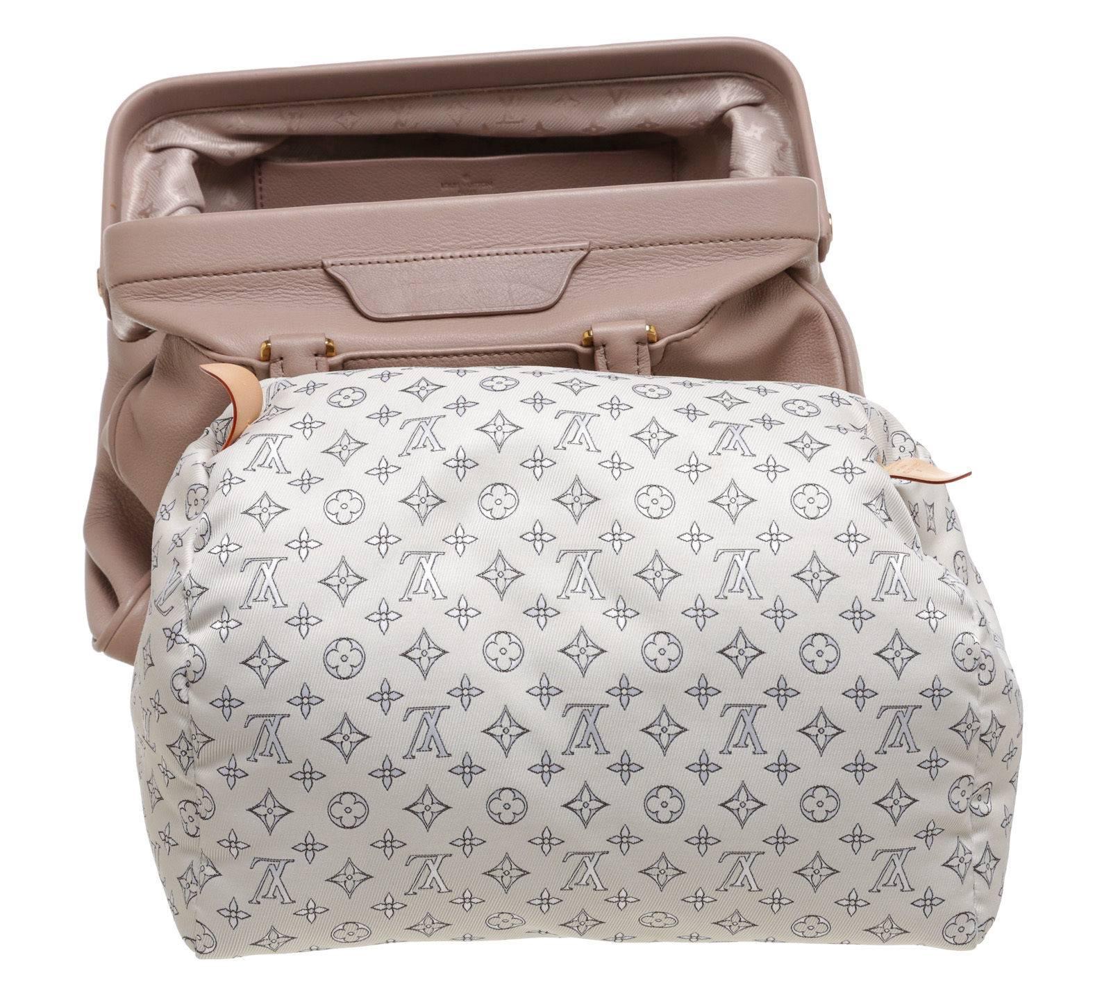 Louis Vuitton Rose Calf Leather LTD Cinema Intrigue Satchel Handbag For Sale 3