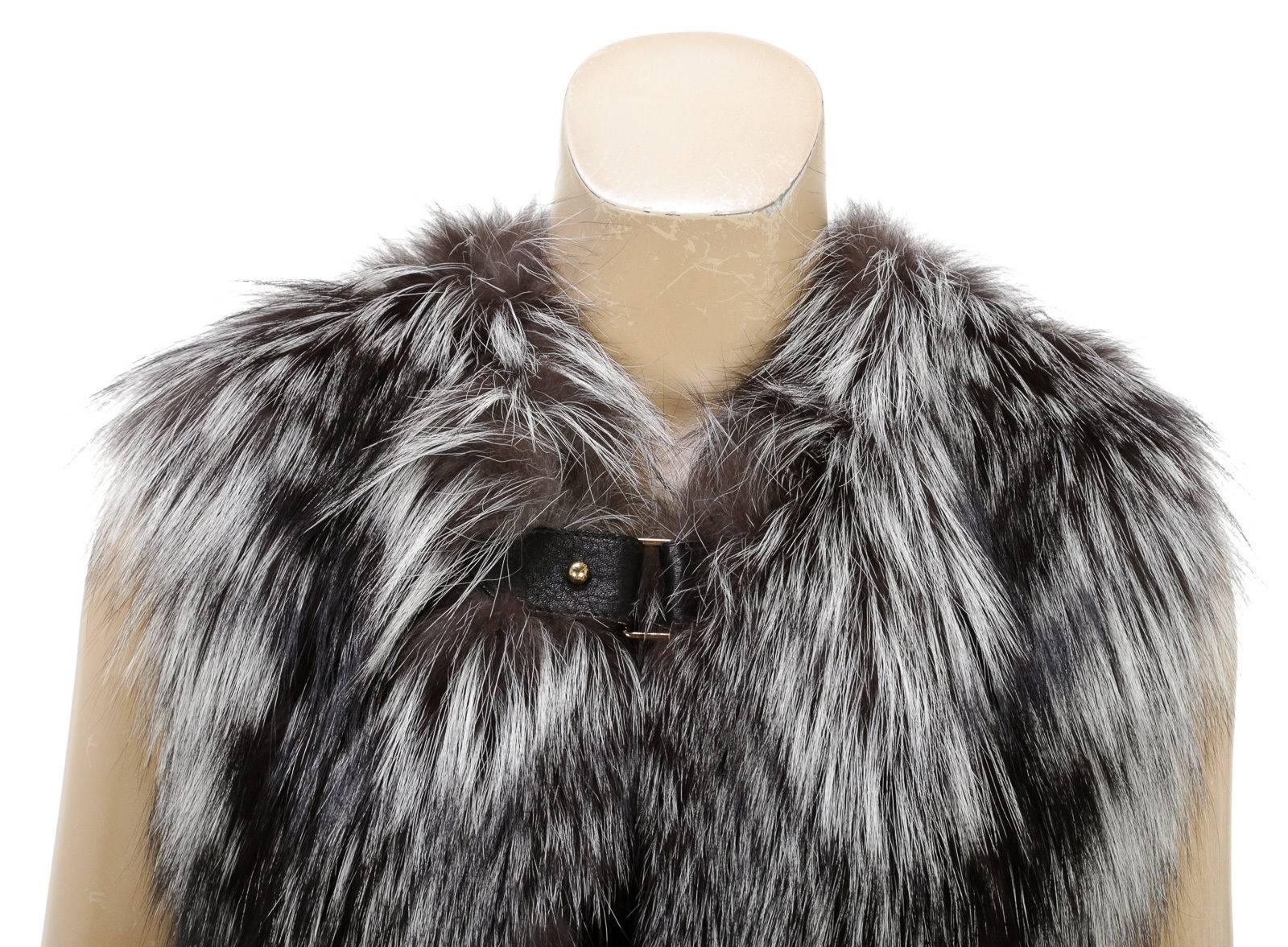 Louis Vuitton Brown and White Silver Fox Fur Vest (Size 36) In Excellent Condition For Sale In Corona Del Mar, CA