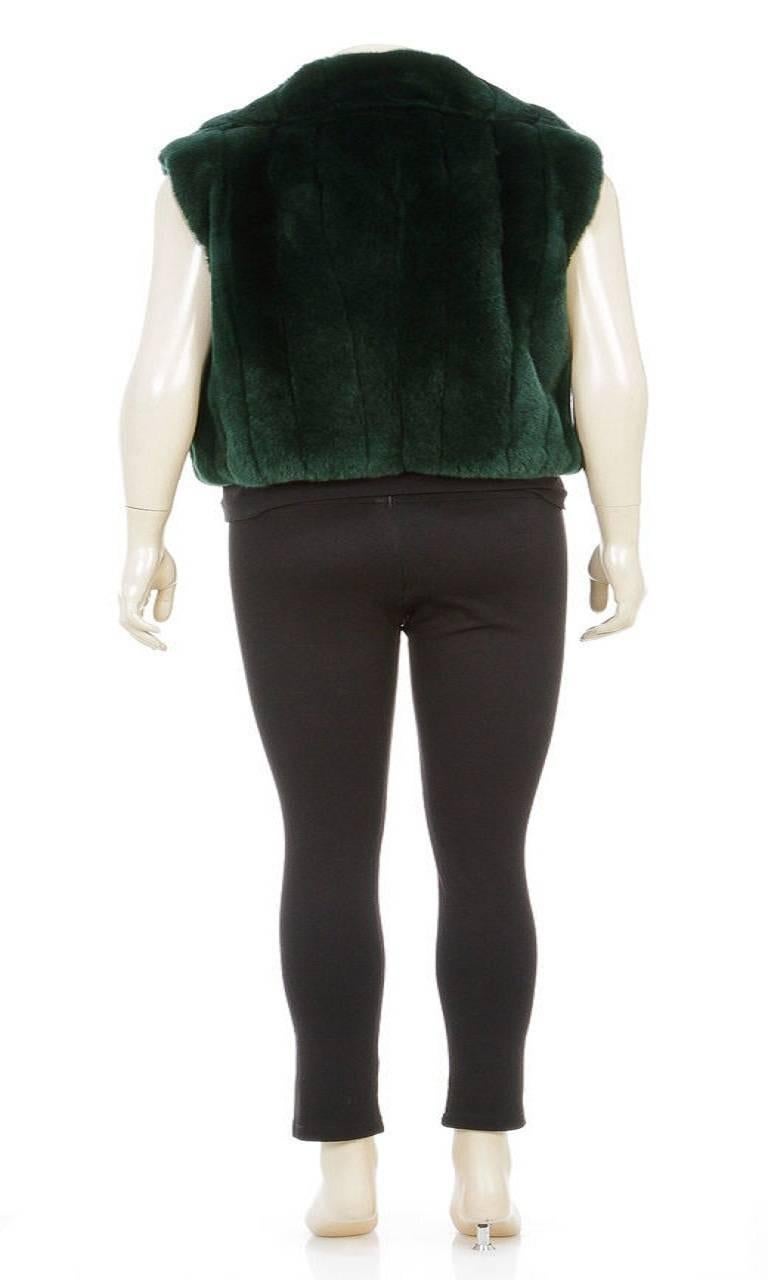Women's Roberto Cavalli Emerald Green Sleeveless Fur Vest (Size 40) For Sale